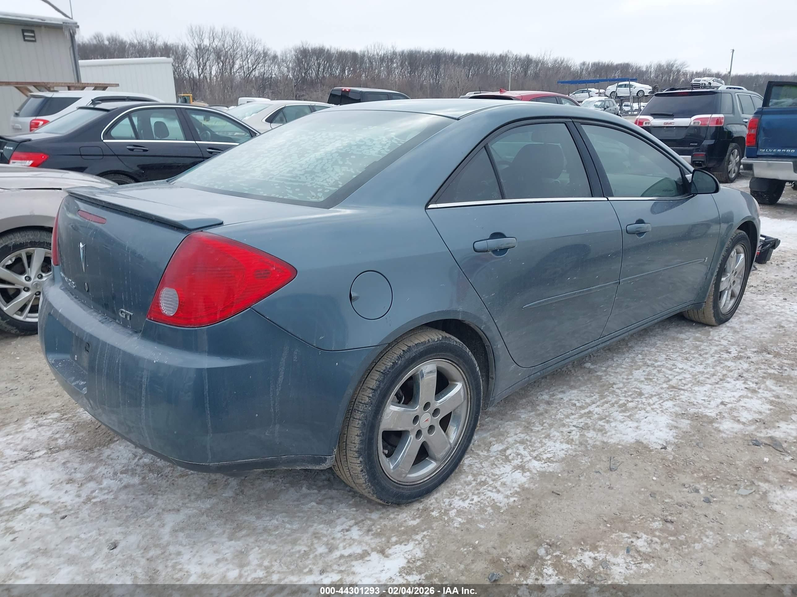PONTIAC G6 image 4