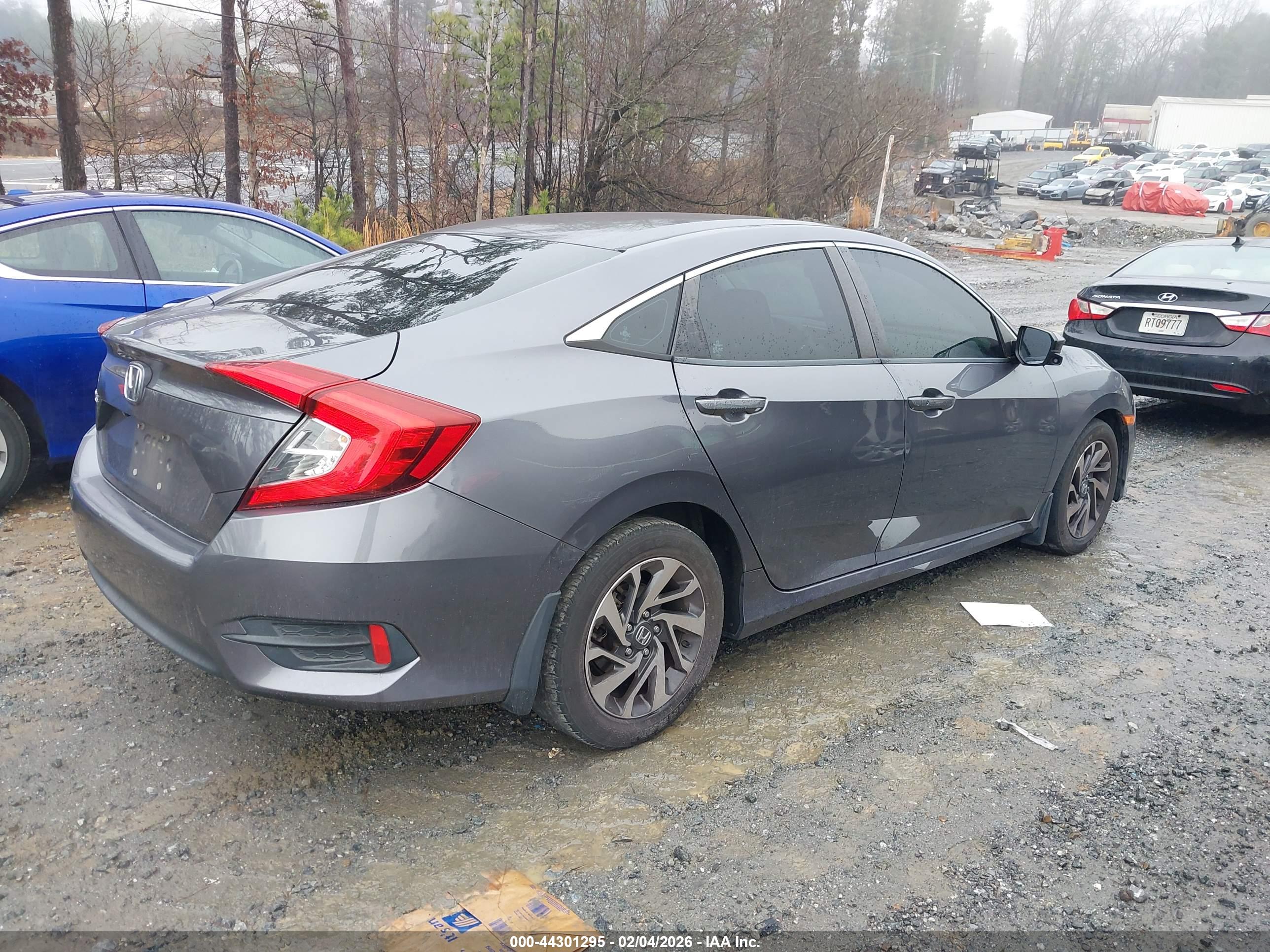 HONDA CIVIC image 4