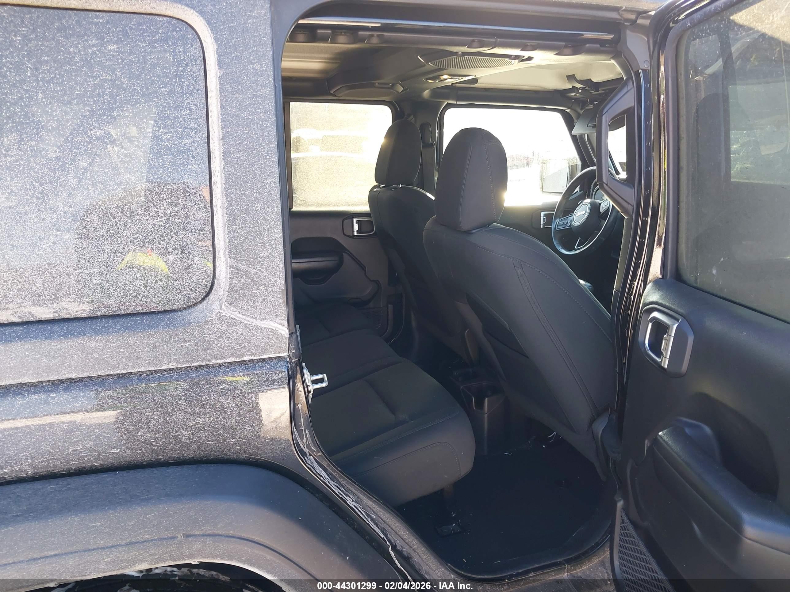 JEEP WRANGLER image 8