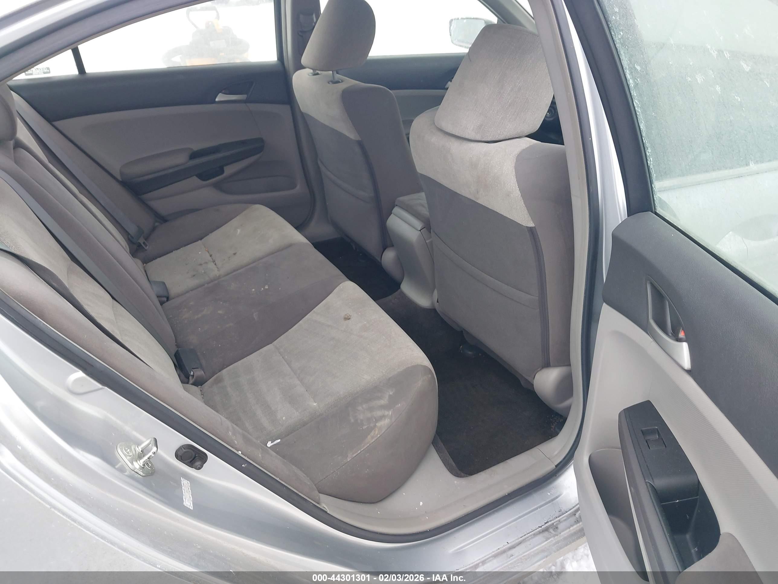 HONDA ACCORD image 8