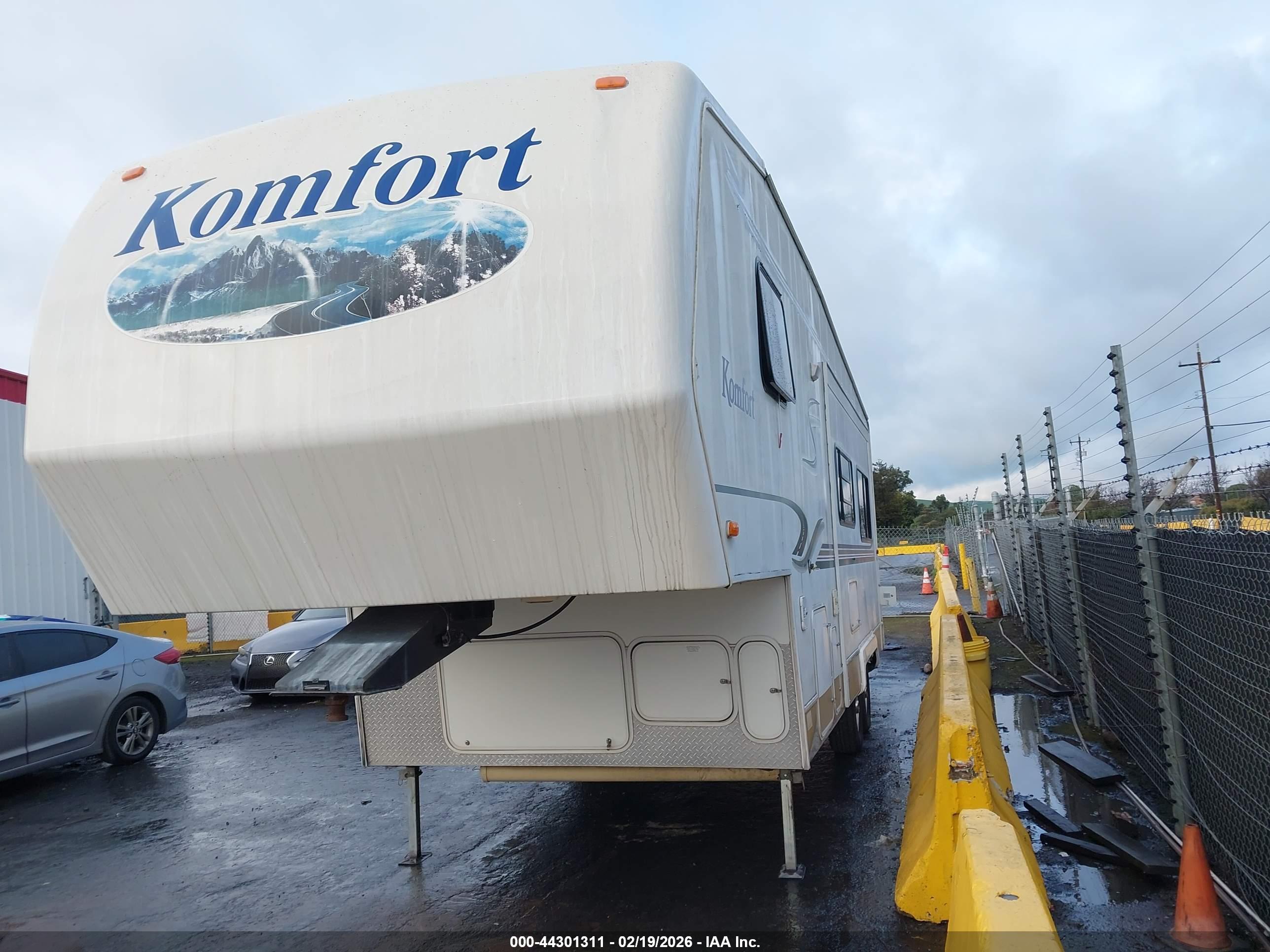 KOMFORT RV image 2