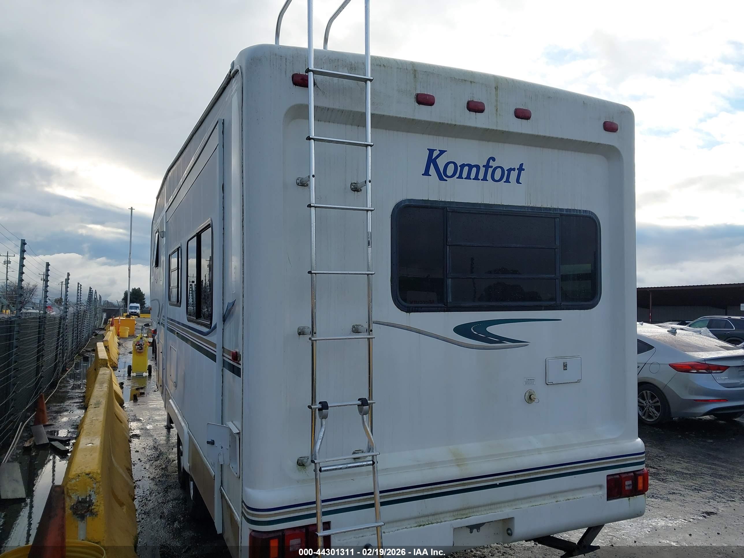 KOMFORT RV image 3