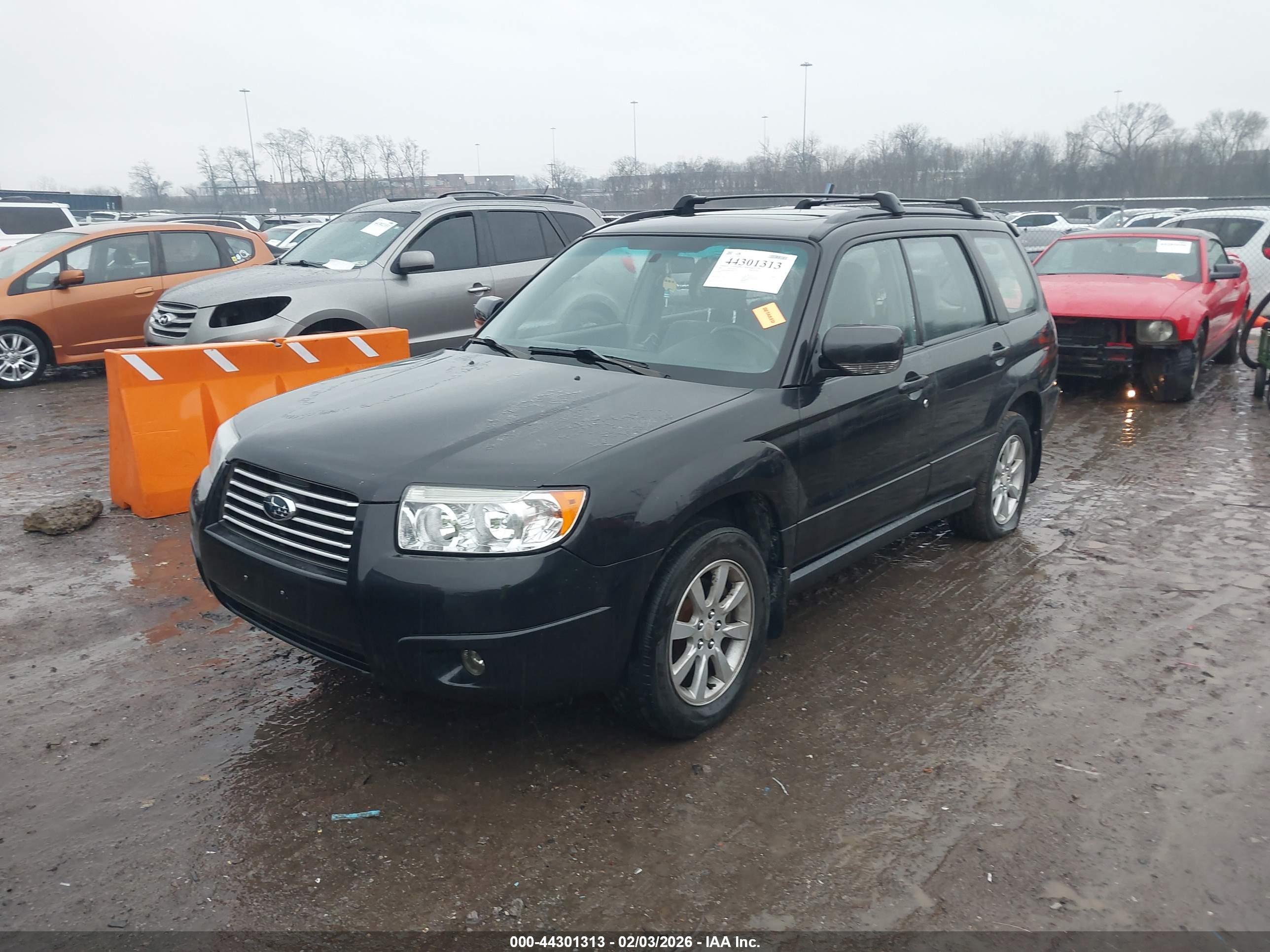 SUBARU FORESTER image 2