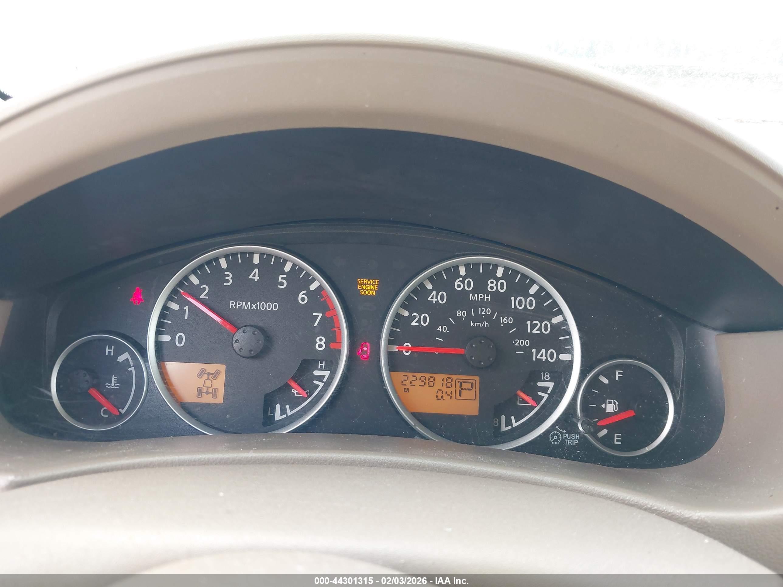 NISSAN PATHFINDER image 7