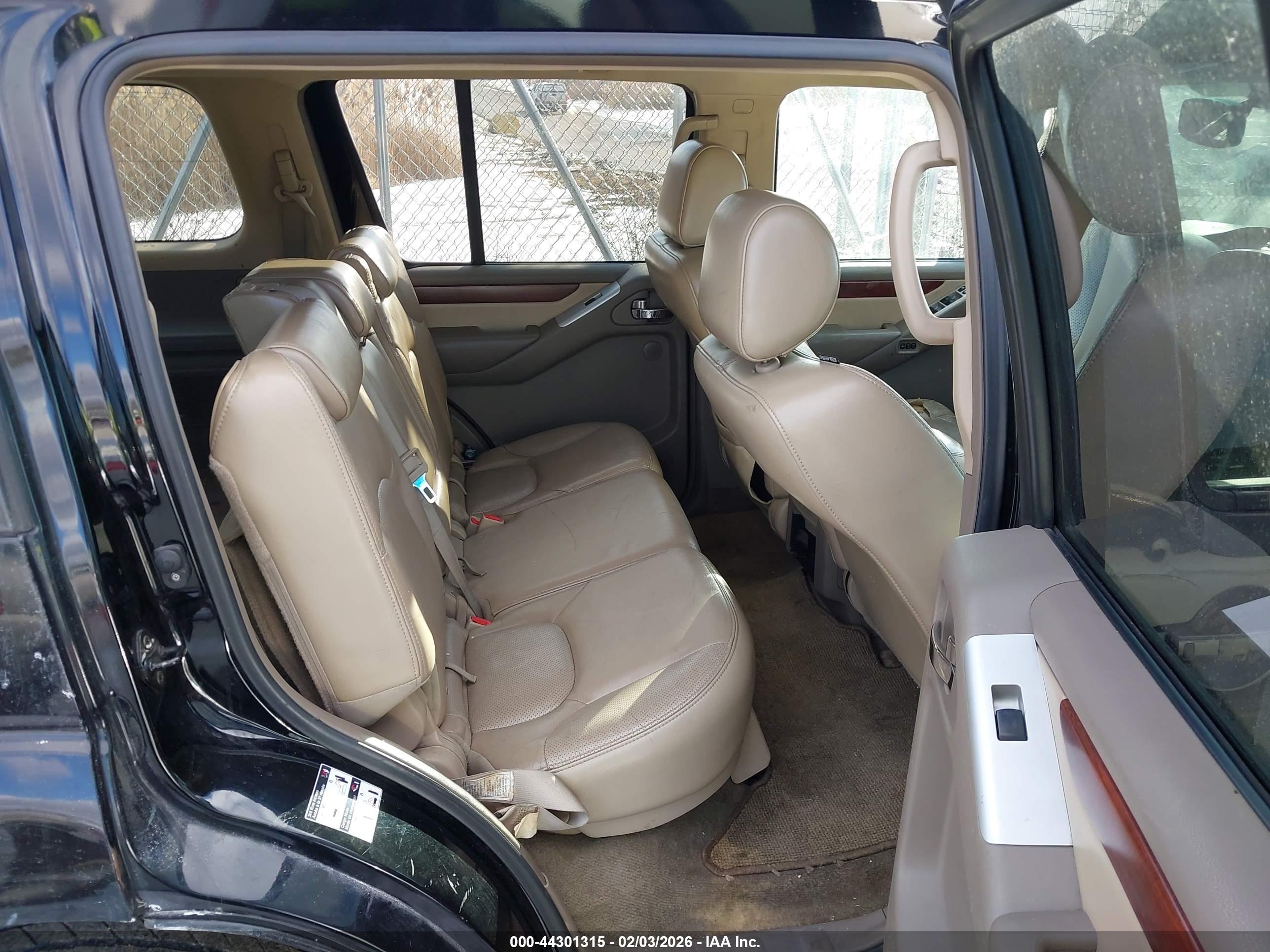 NISSAN PATHFINDER image 8
