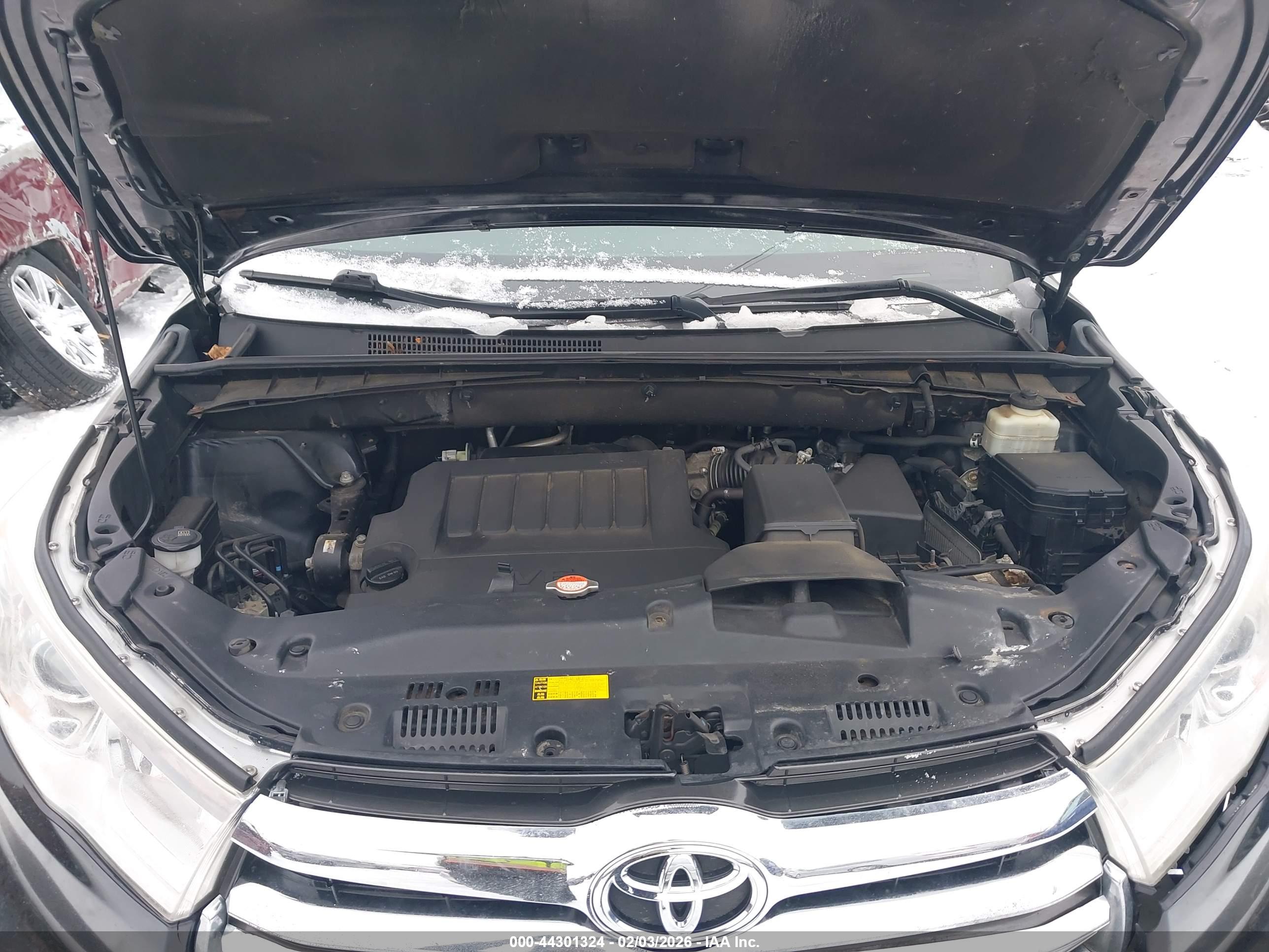 TOYOTA HIGHLANDER image 10