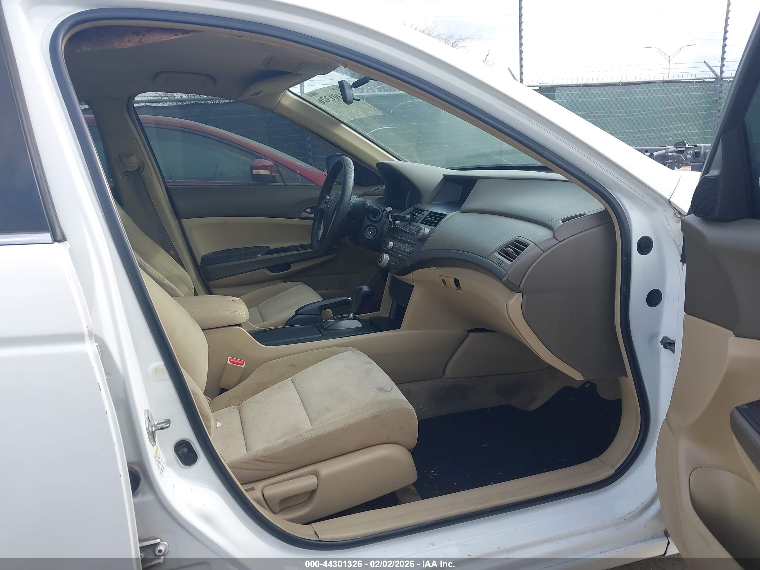HONDA ACCORD image 5