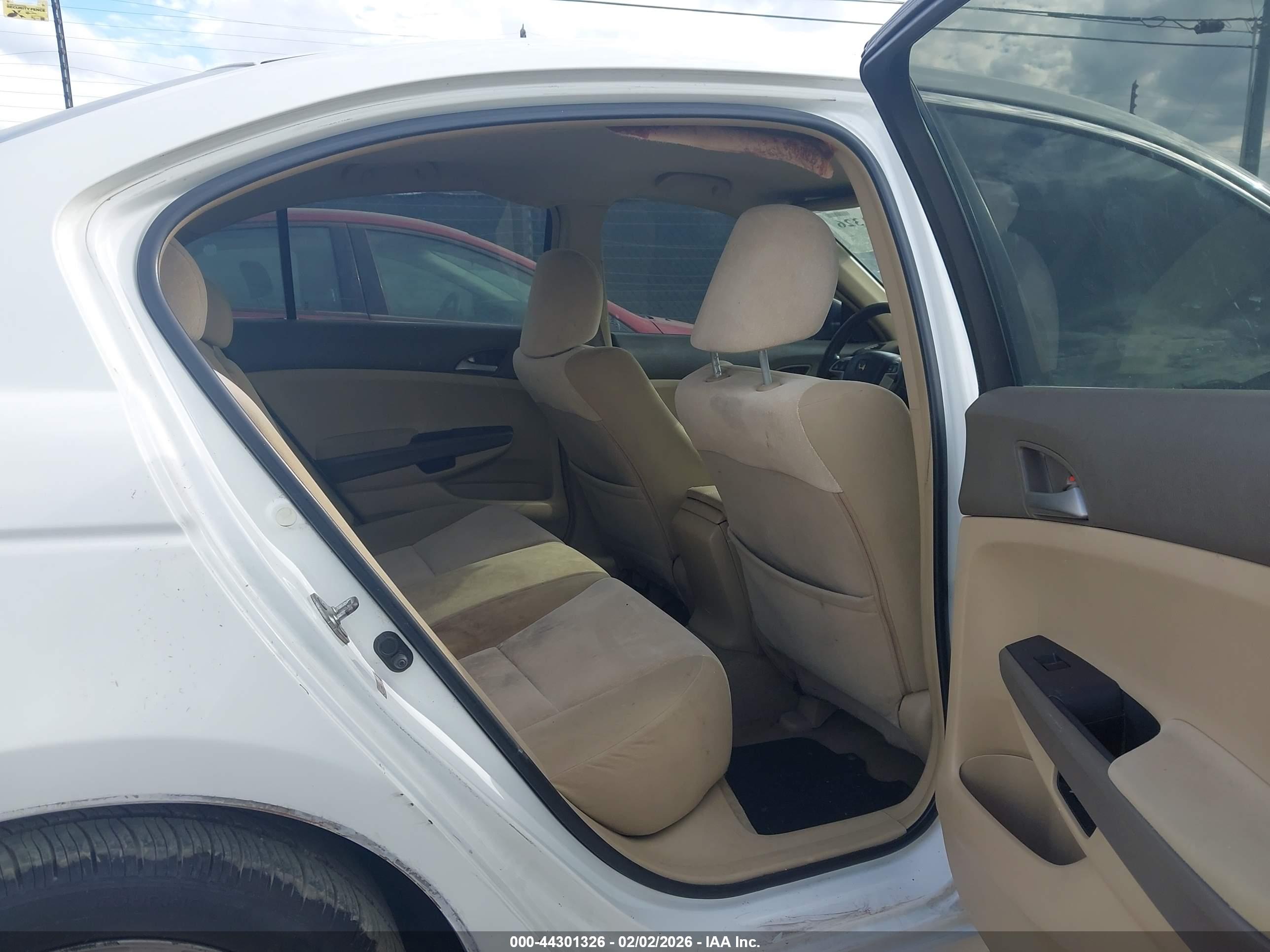 HONDA ACCORD image 8