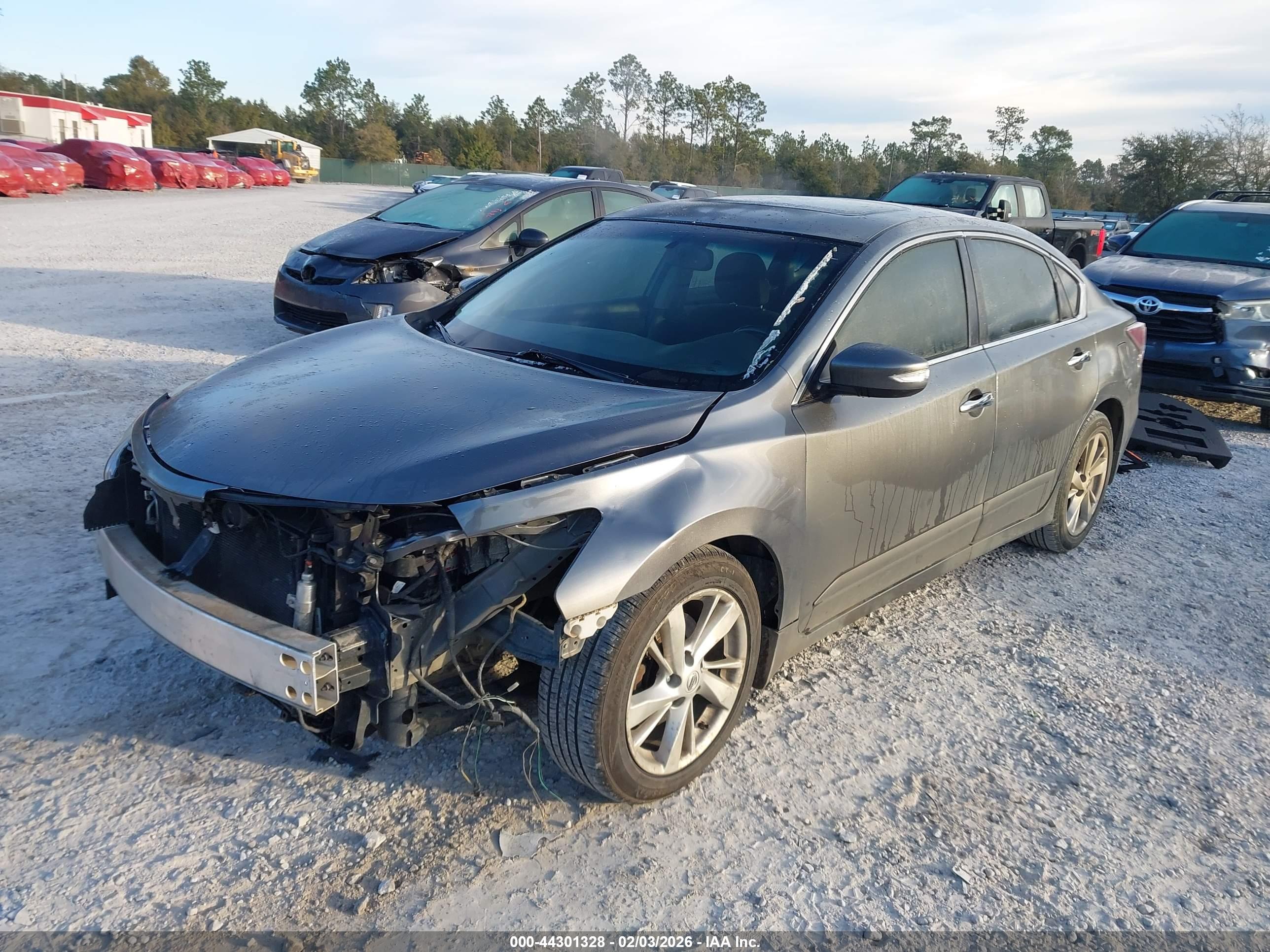 NISSAN ALTIMA image 2