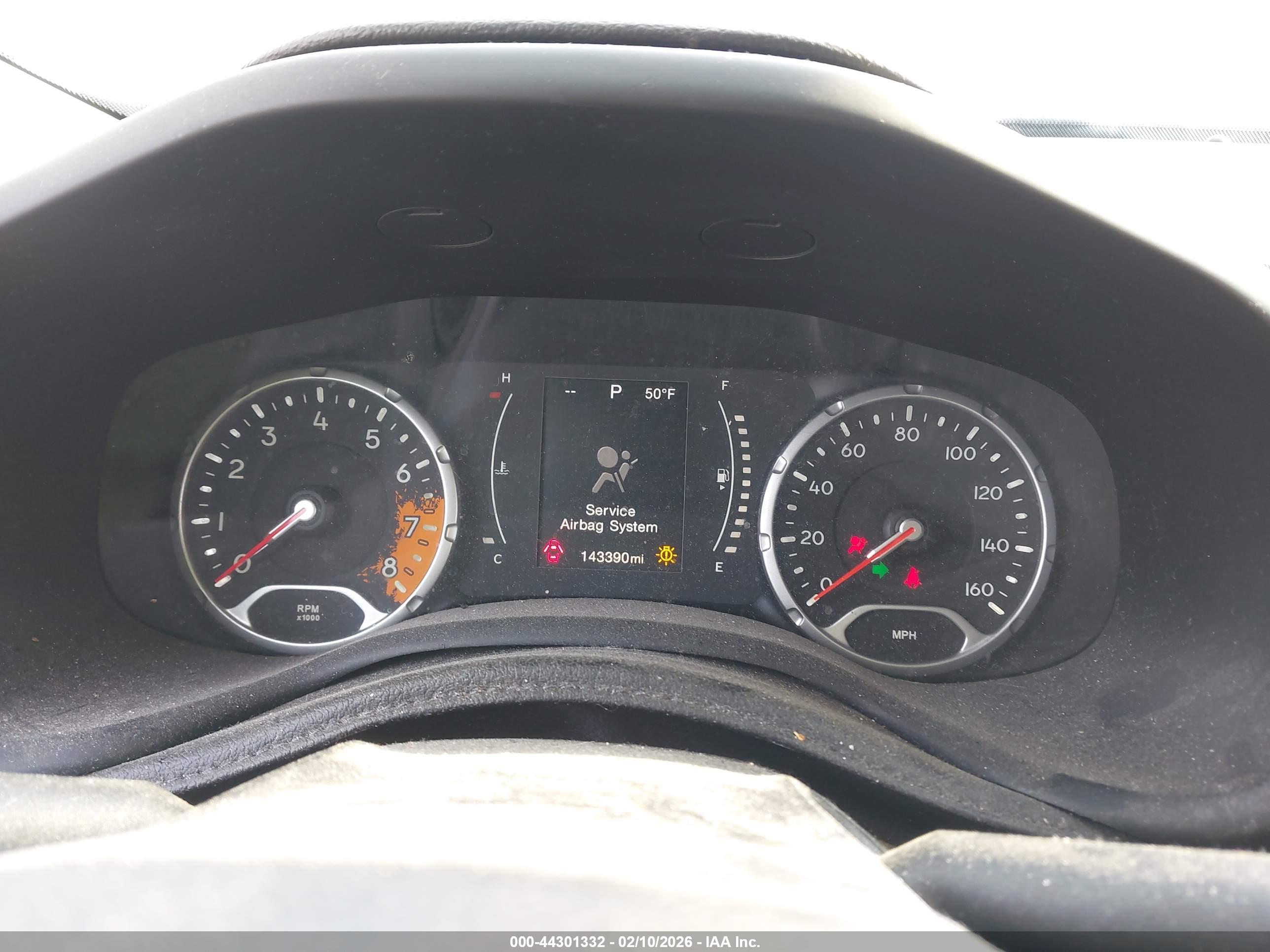 JEEP RENEGADE image 7