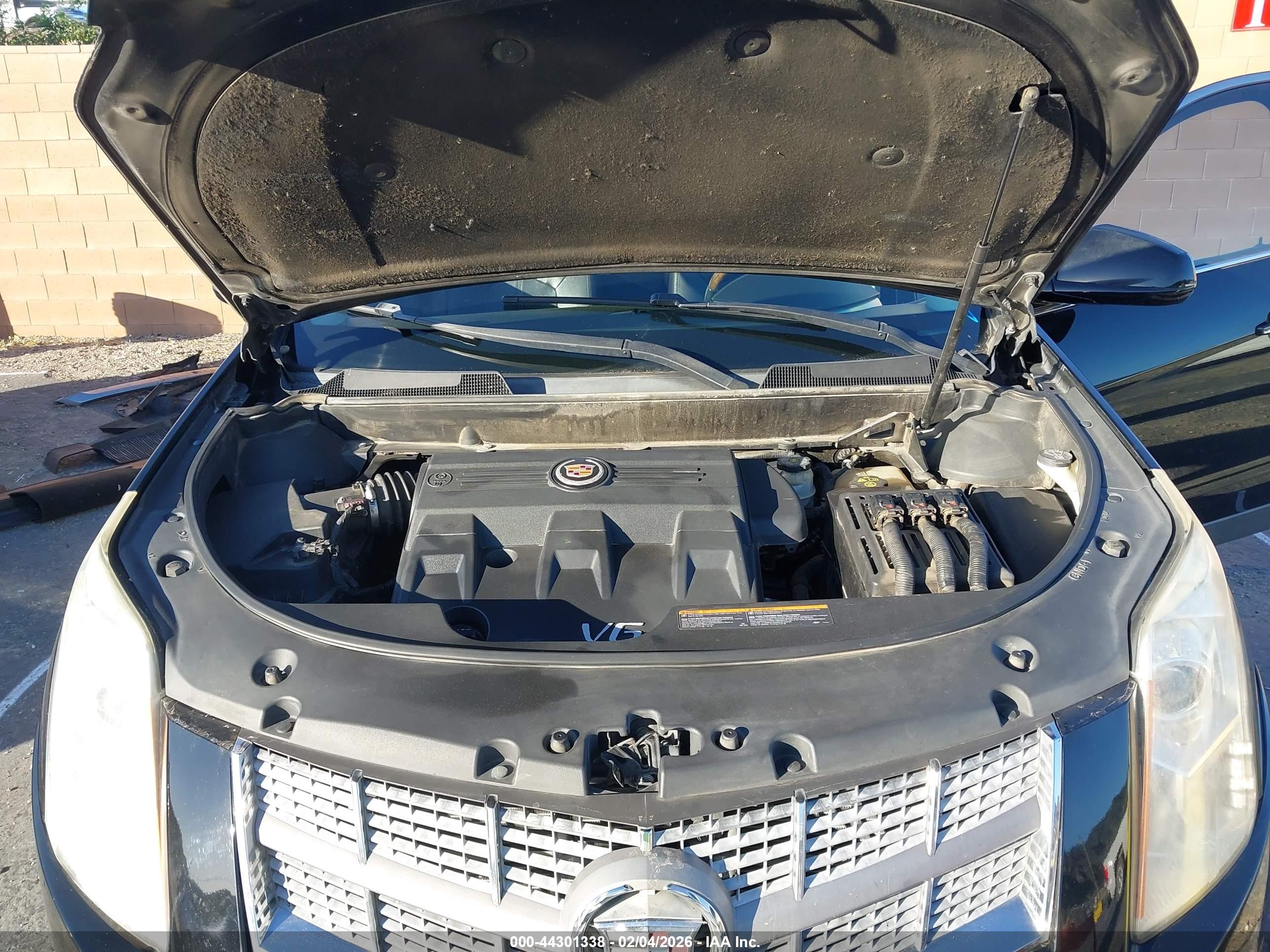 CADILLAC SRX image 10