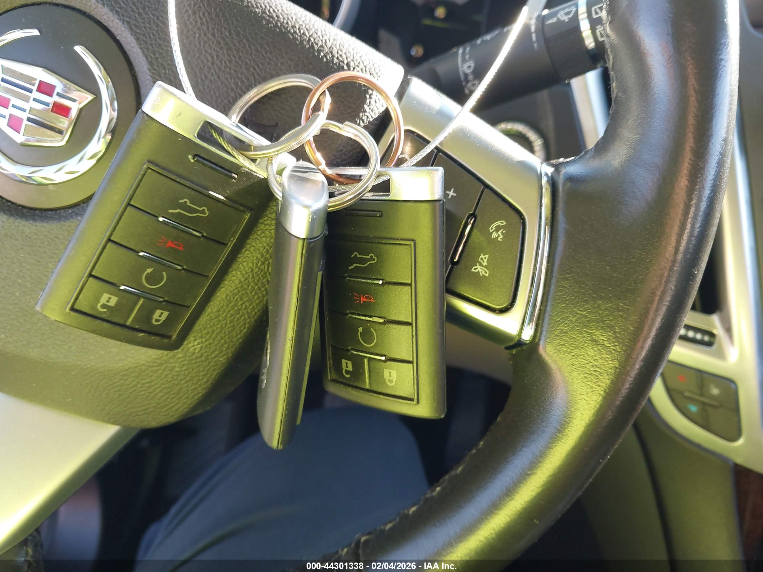 CADILLAC SRX image 11