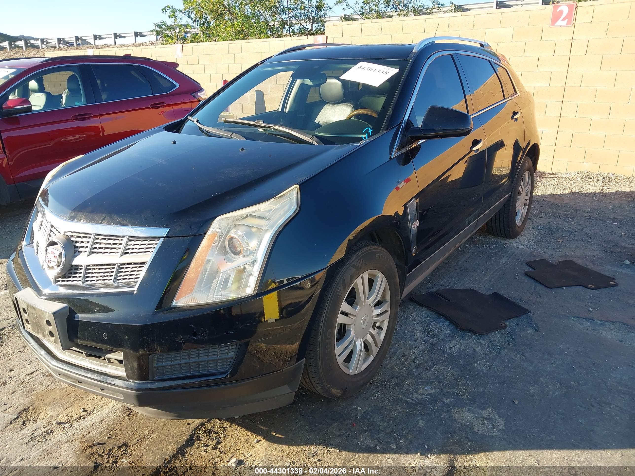 CADILLAC SRX image 2