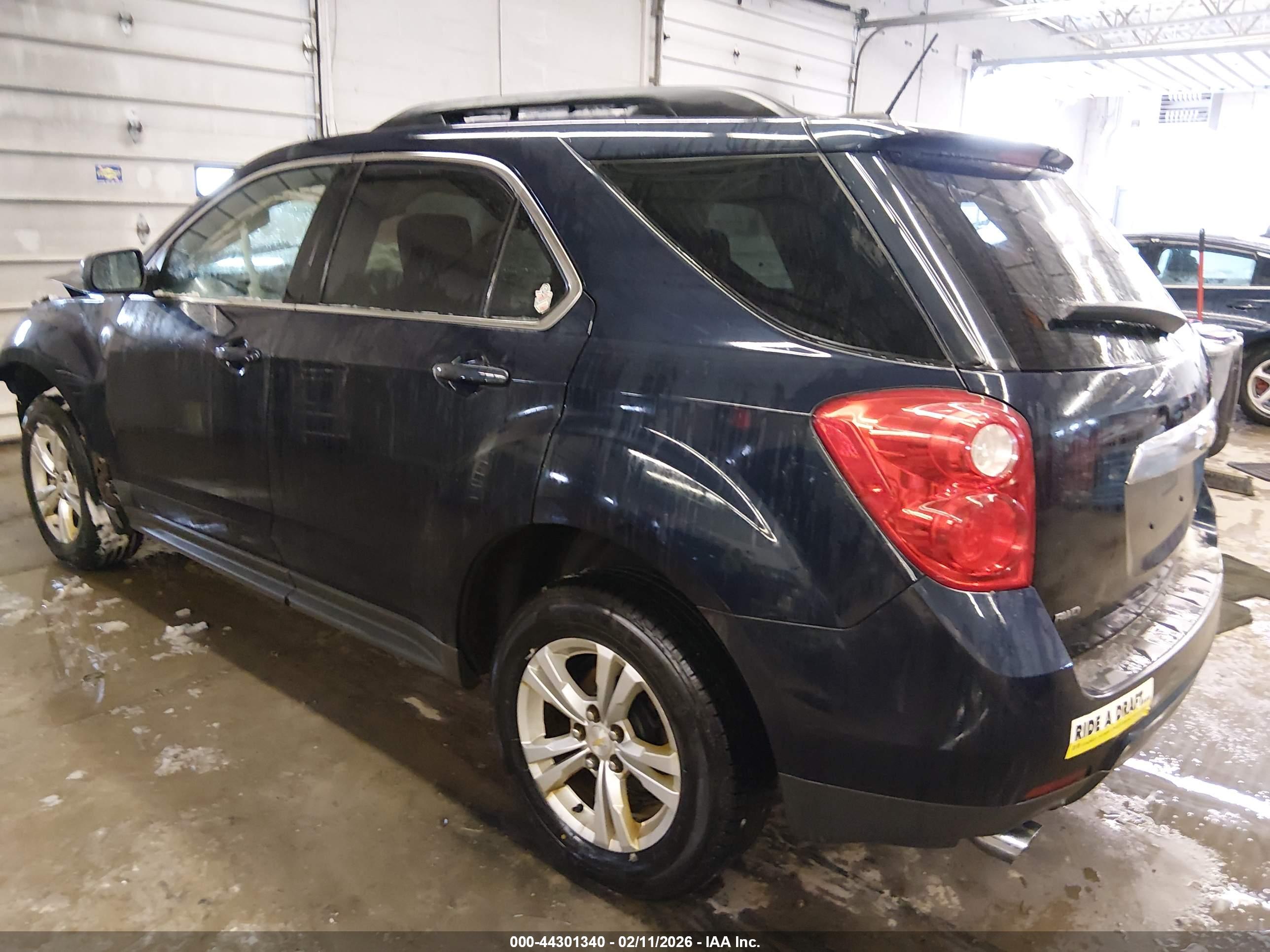 CHEVROLET EQUINOX image 3
