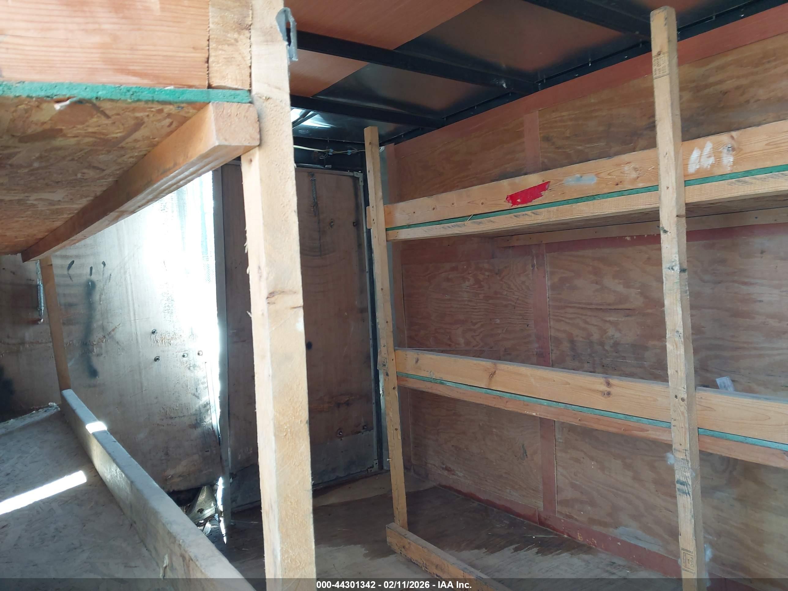 HOMESTEADER 12' image 8