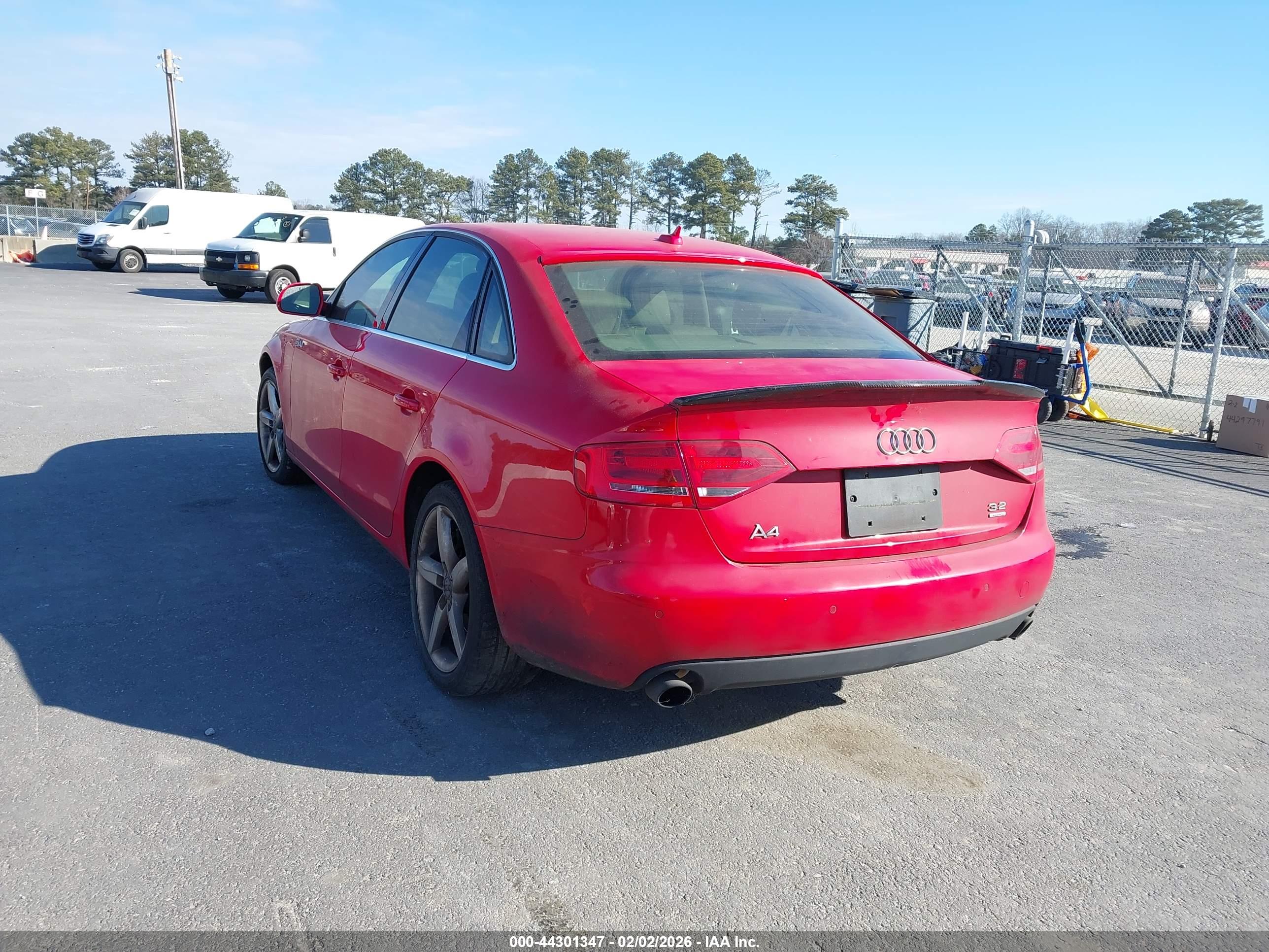AUDI A4 image 3