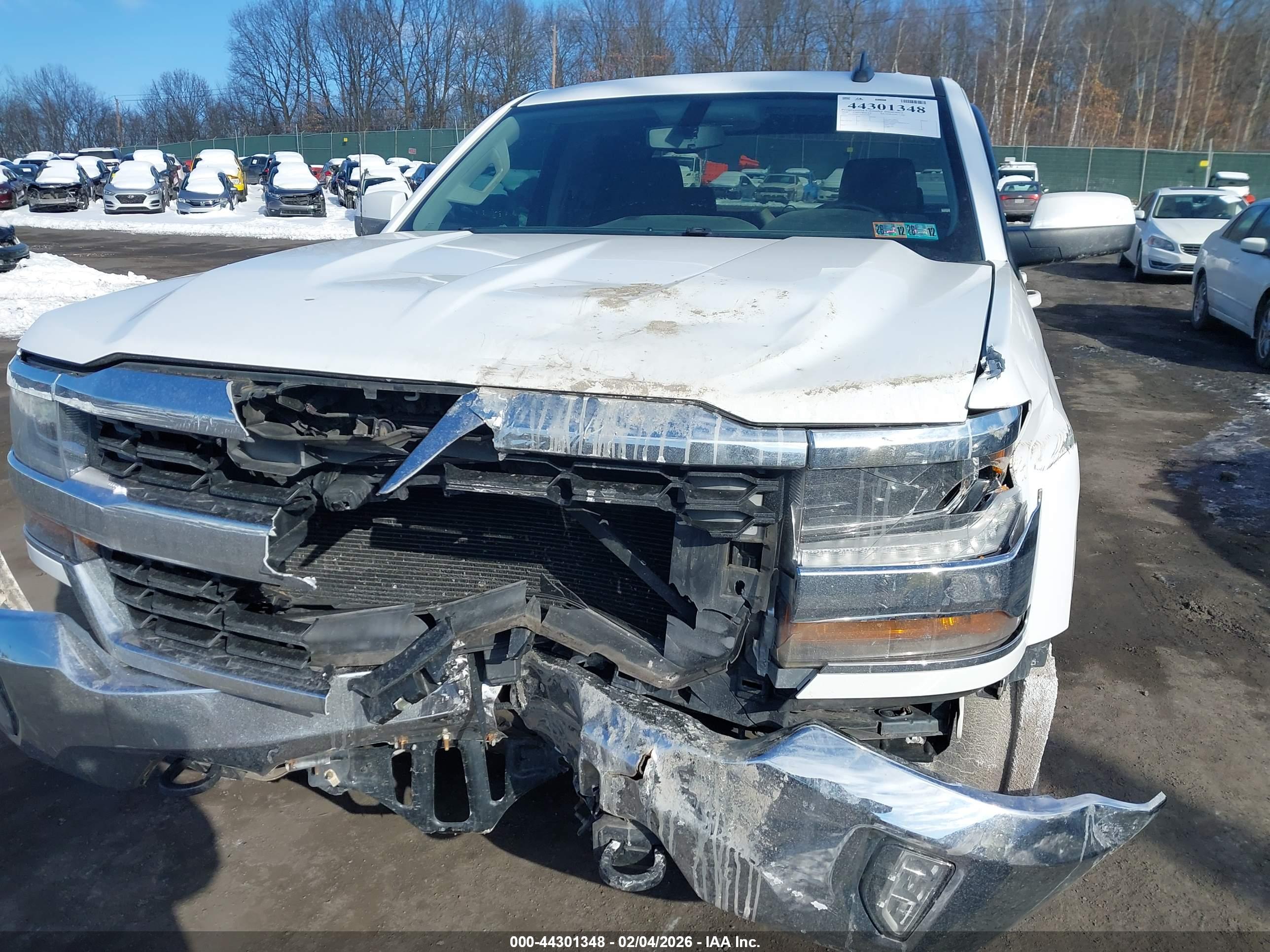 CHEVROLET SILVERADO image 6