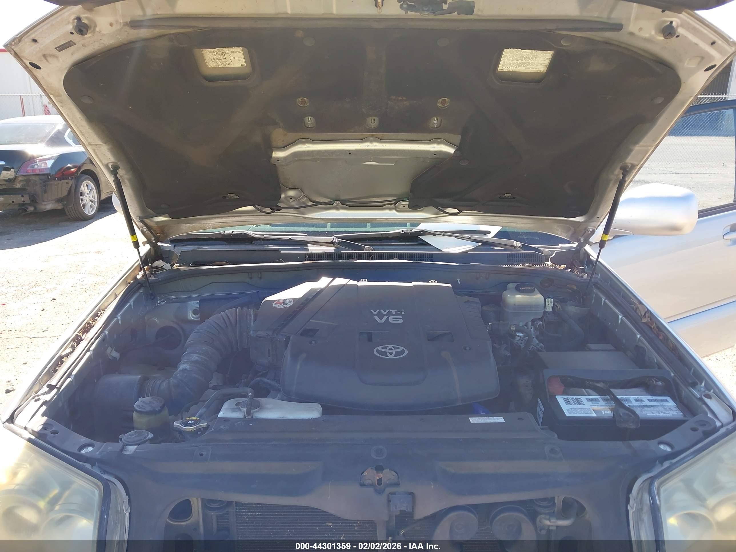 TOYOTA 4RUNNER image 10