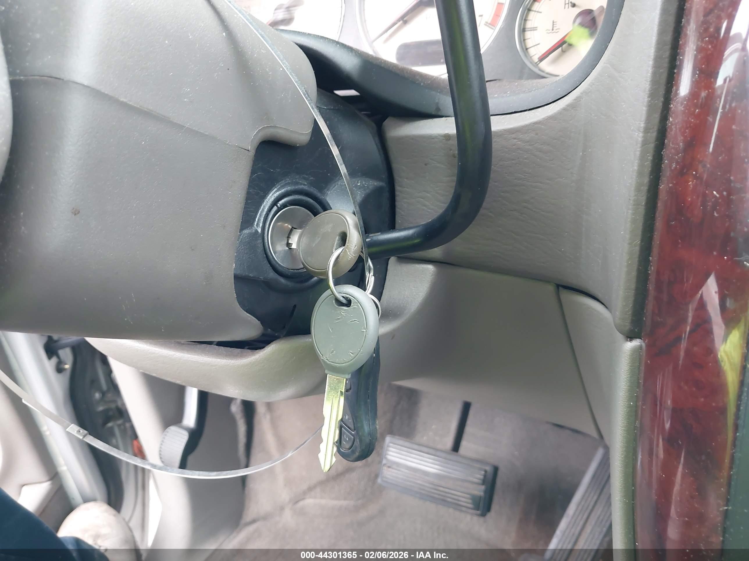 CHRYSLER TOWN image 11