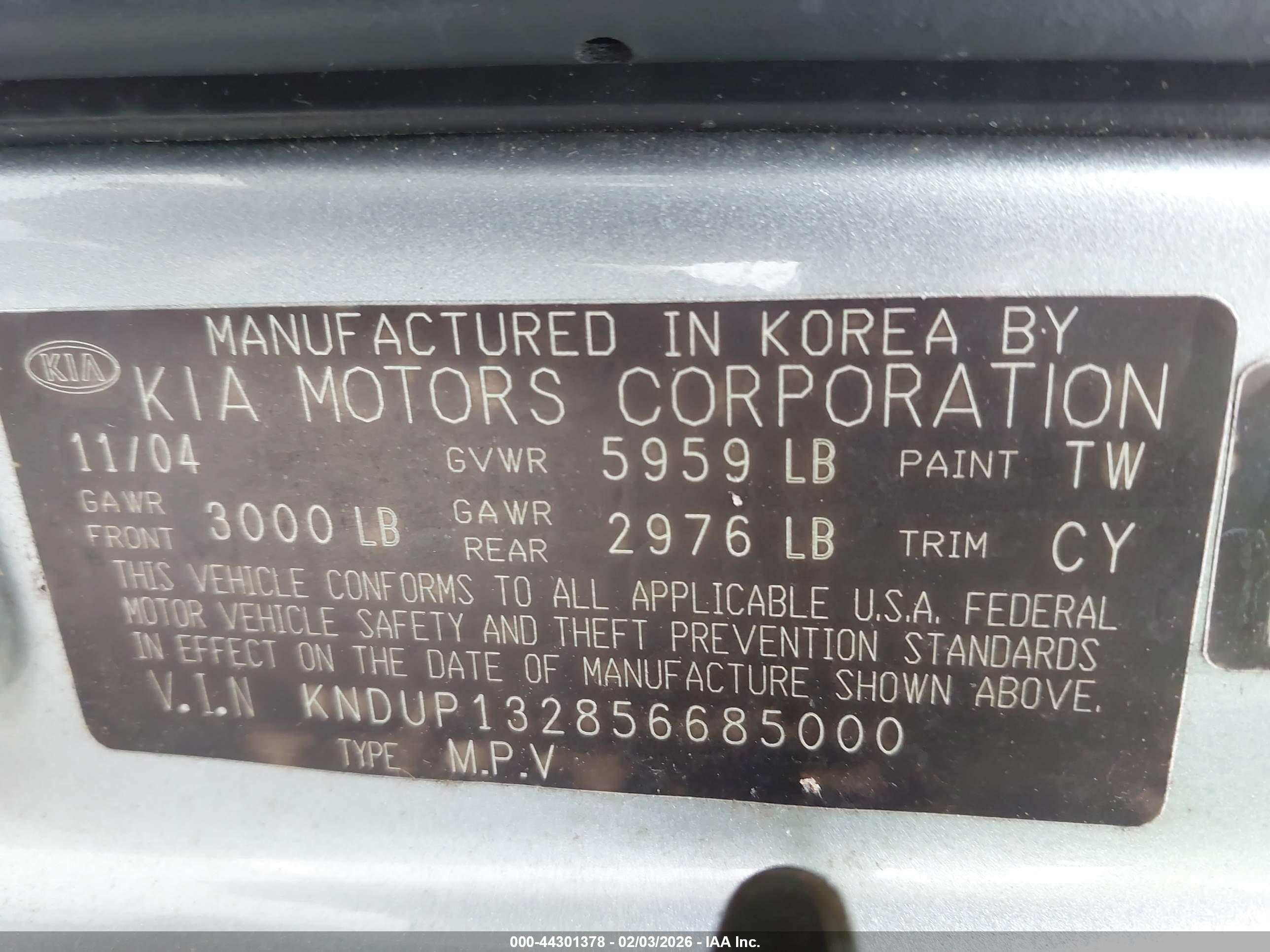 KIA SEDONA image 9