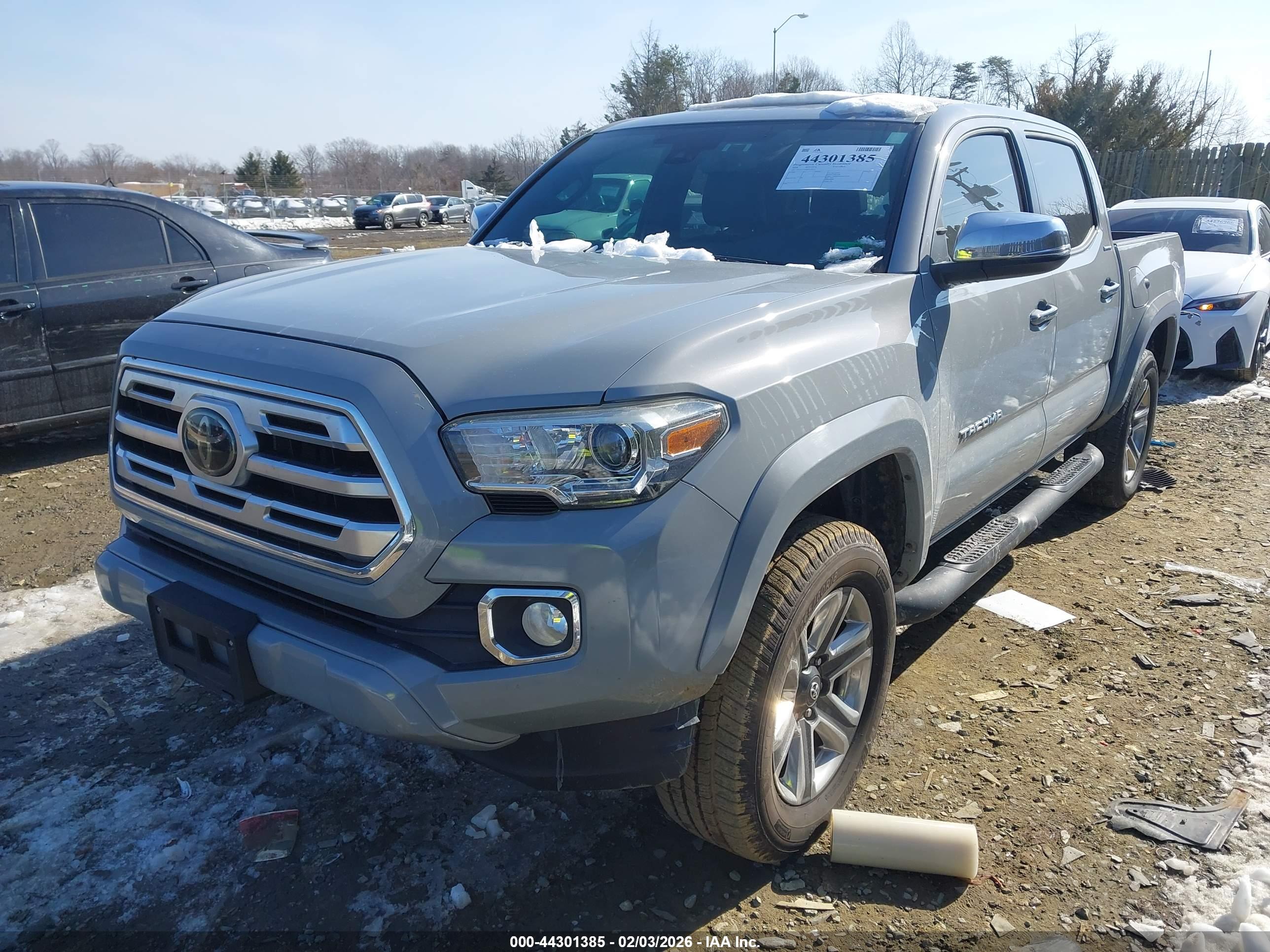TOYOTA TACOMA image 2