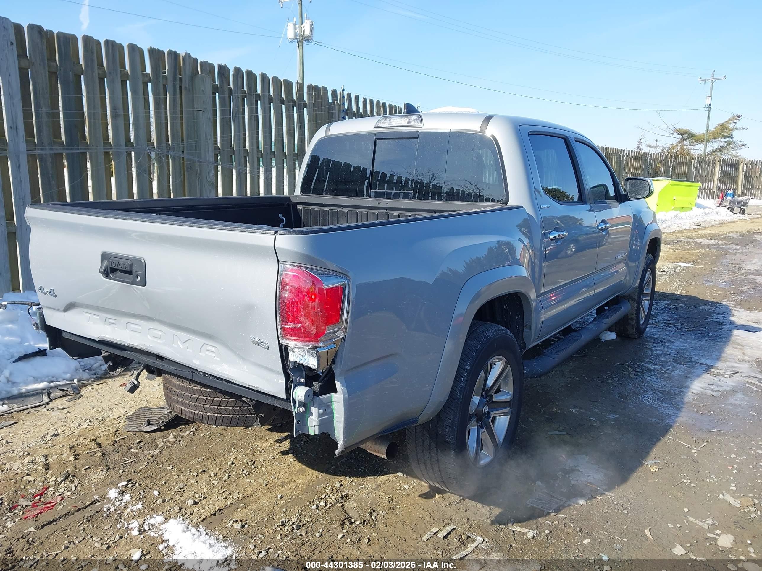 TOYOTA TACOMA image 4