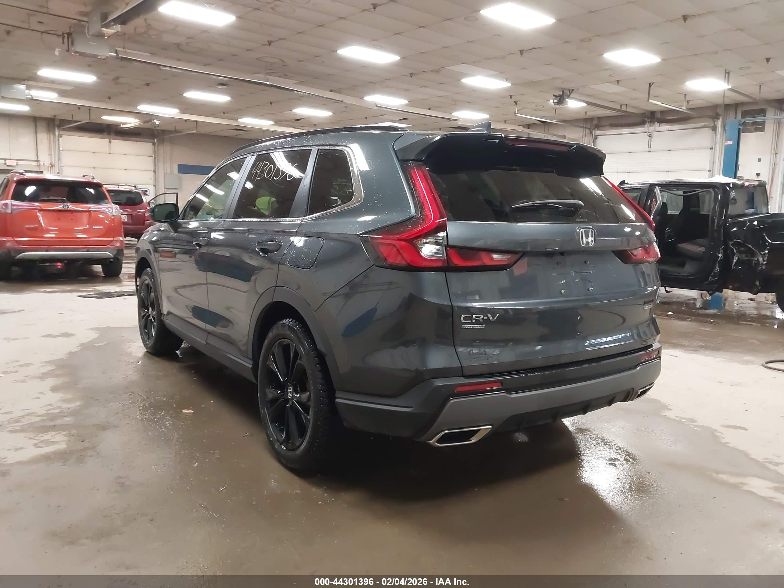 HONDA CR-V image 3