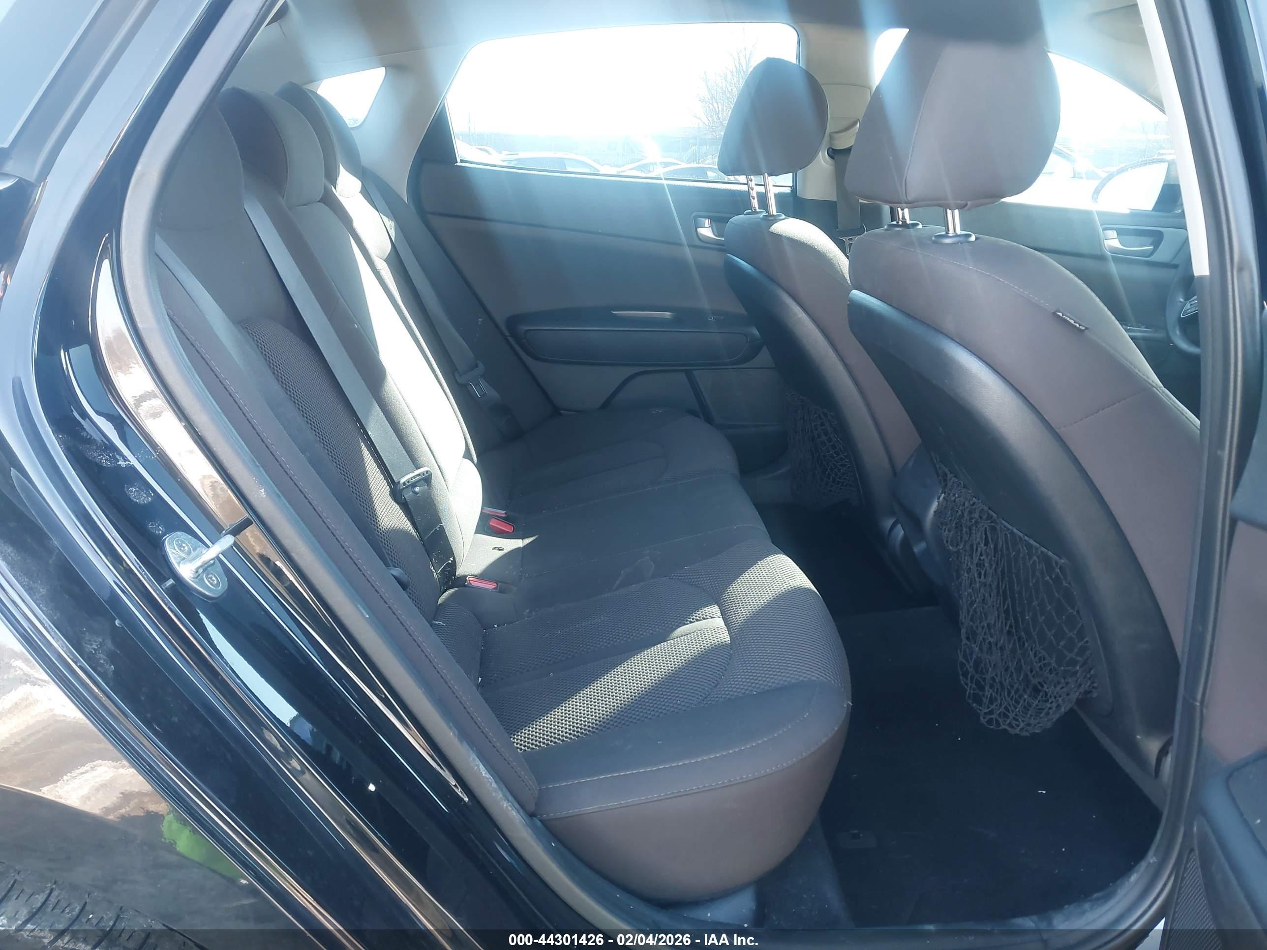 KIA OPTIMA image 8