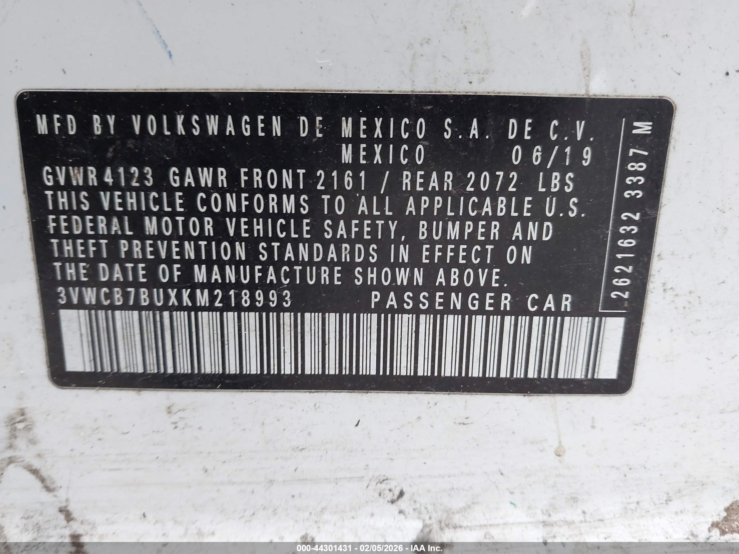 VOLKSWAGEN JETTA image 9