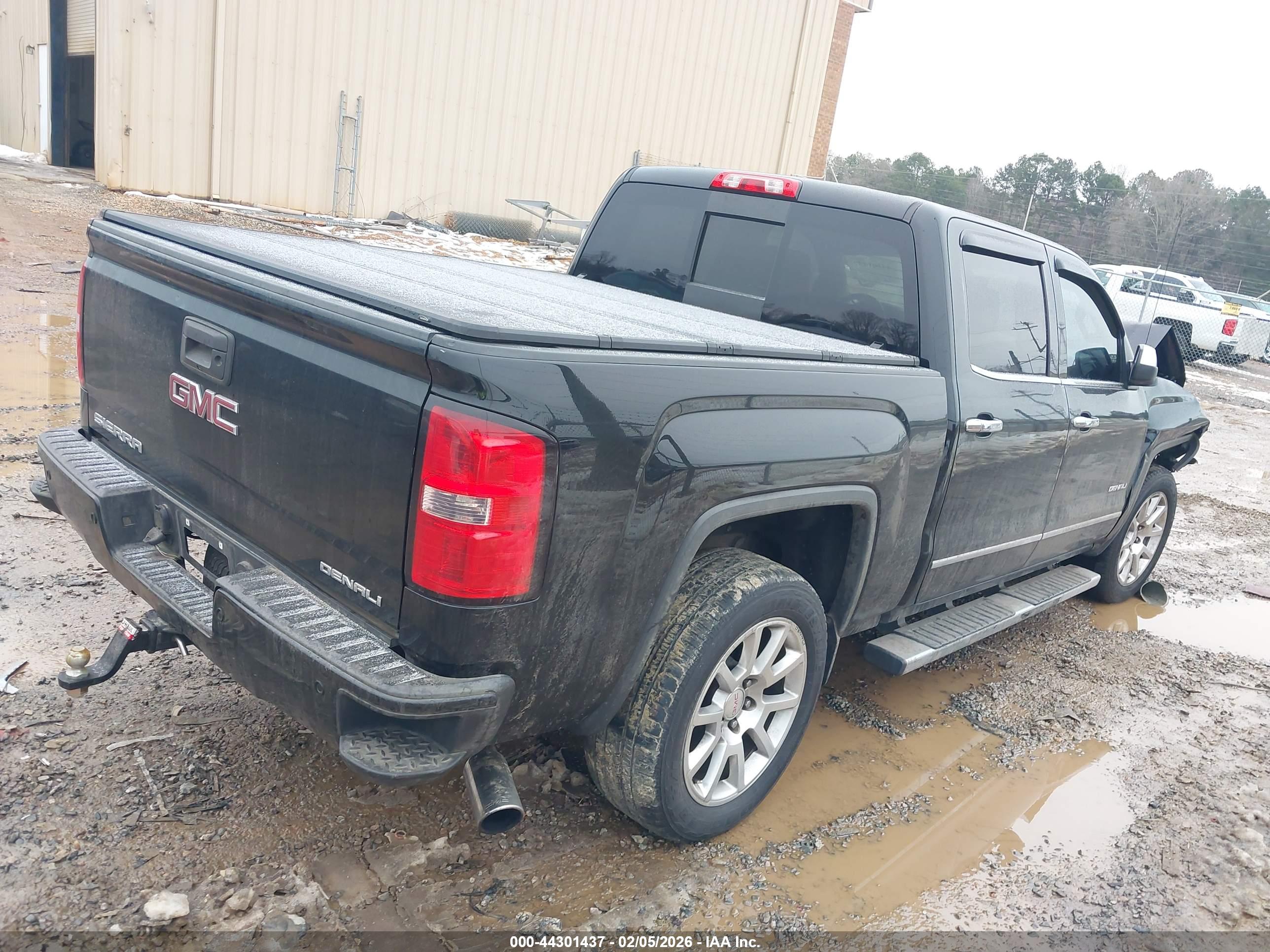 GMC SIERRA image 4