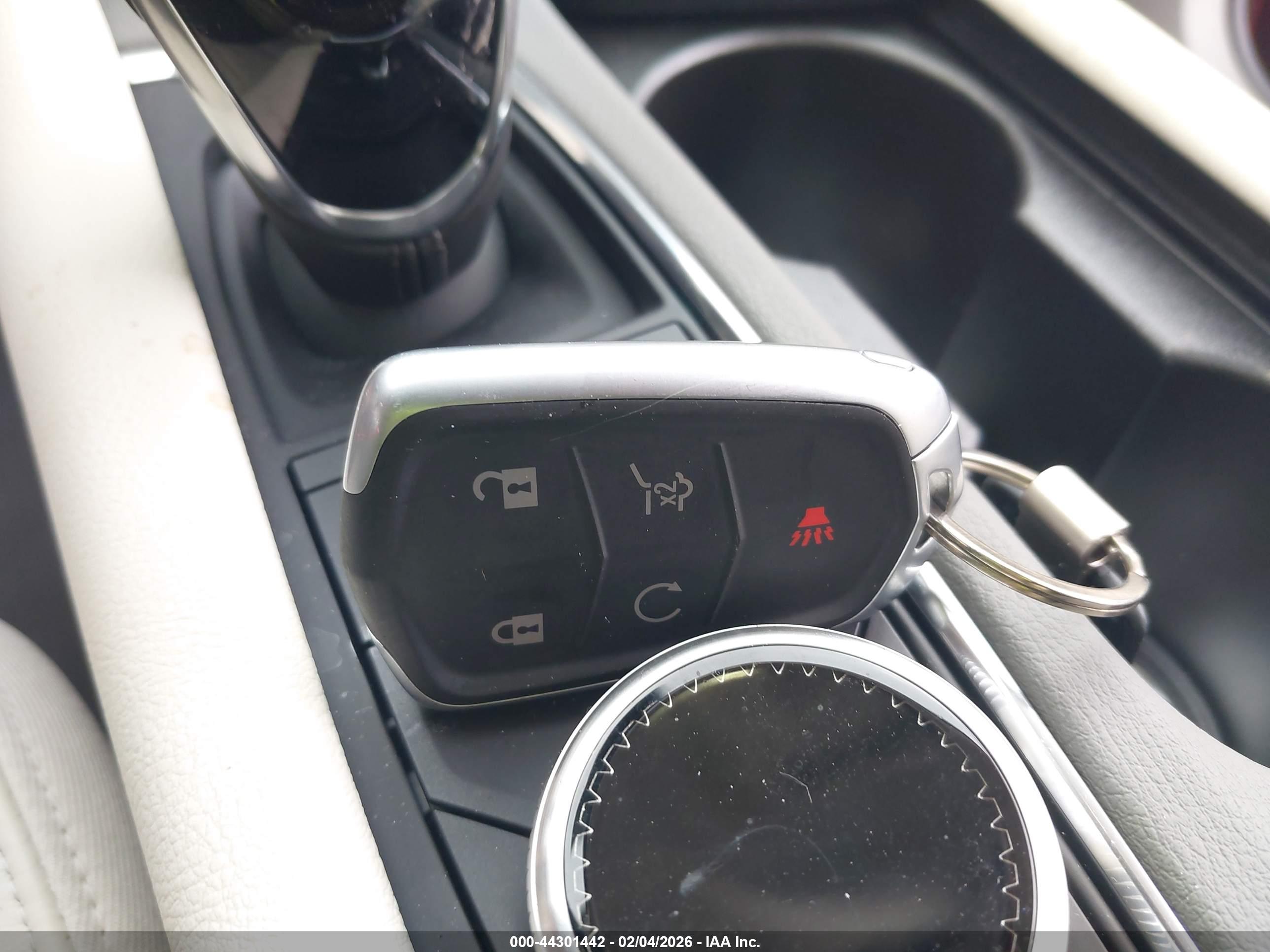 CADILLAC XT6 image 11