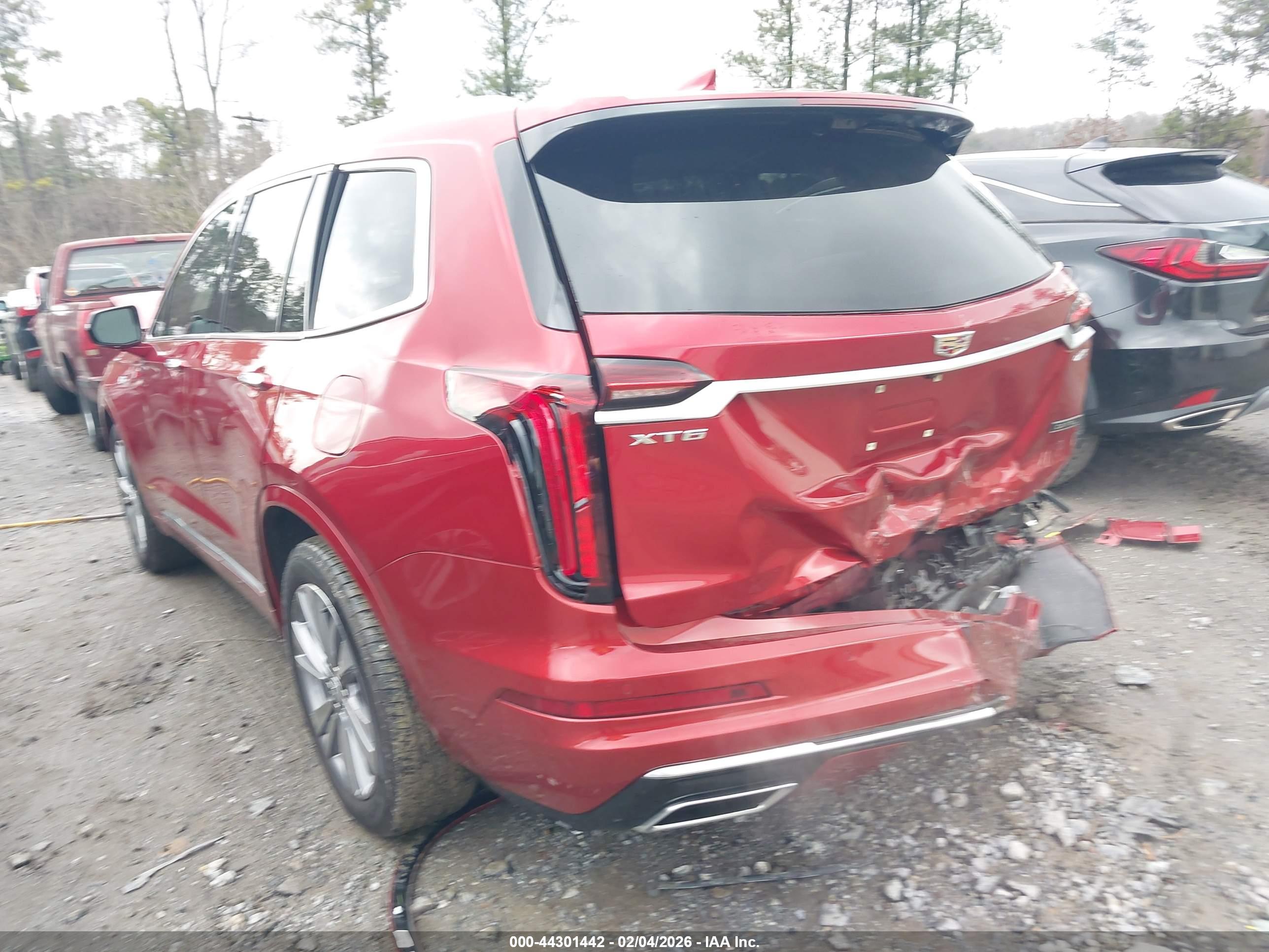 CADILLAC XT6 image 3