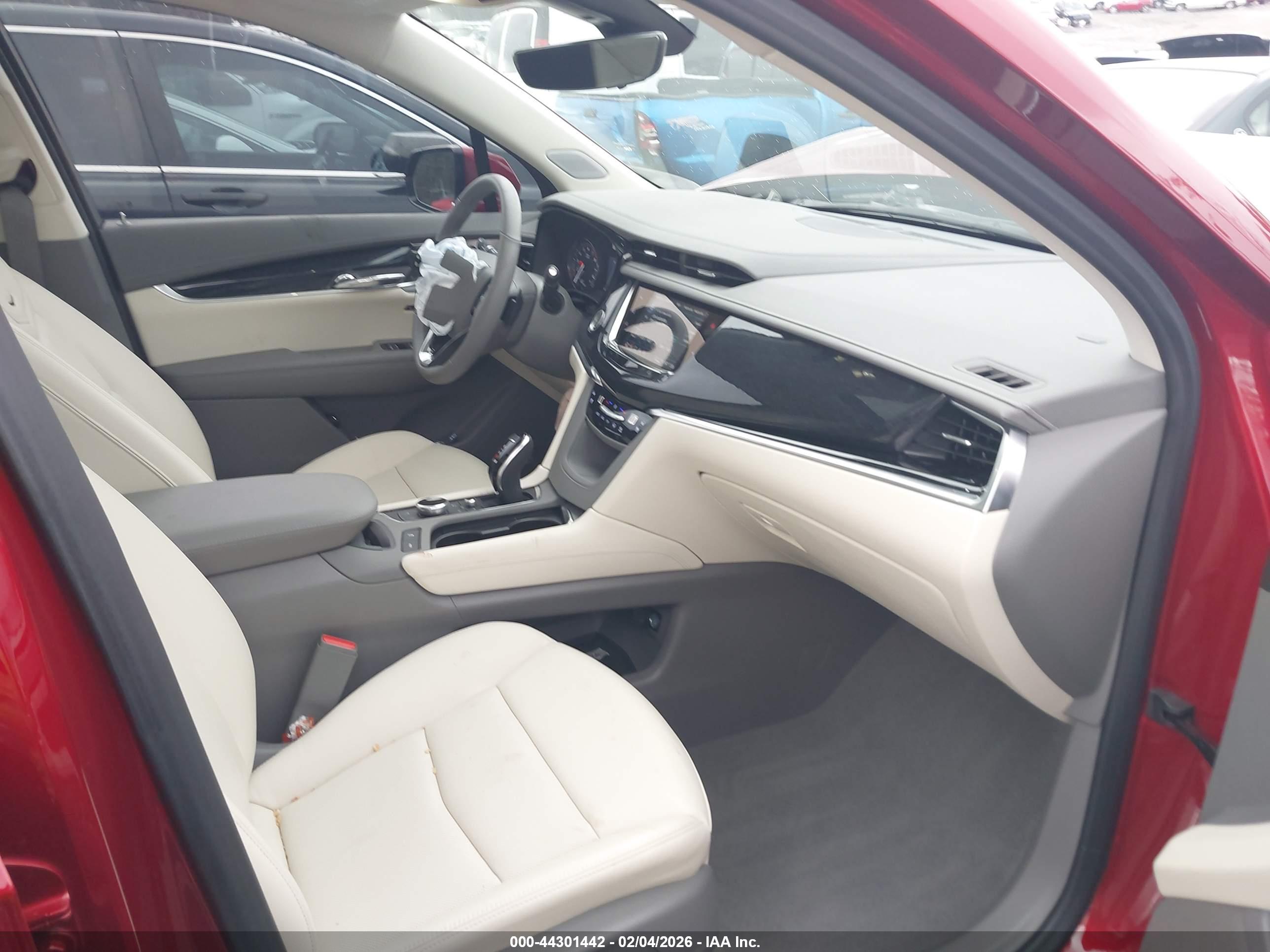 CADILLAC XT6 image 5