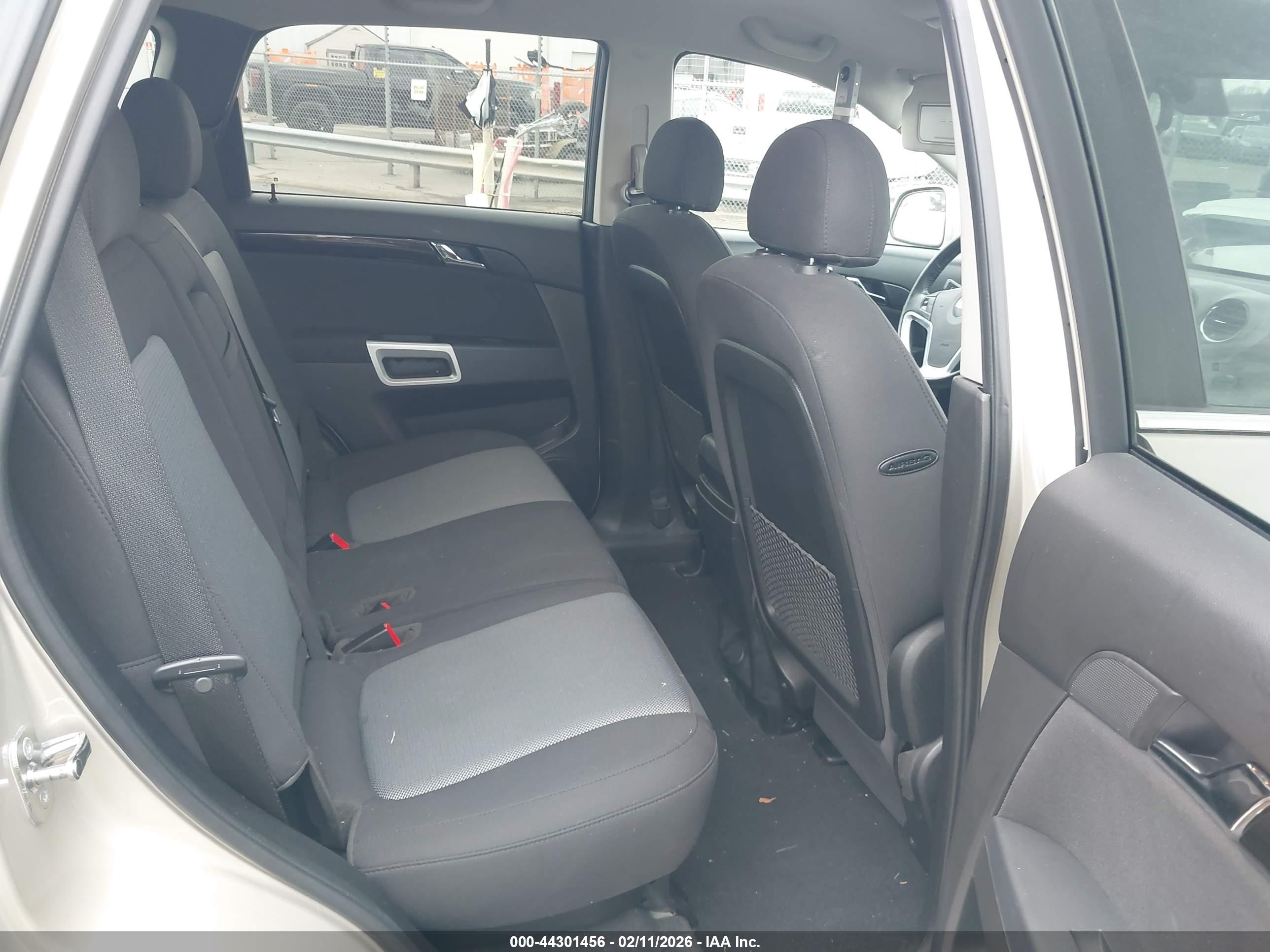 CHEVROLET CAPTIVA image 8