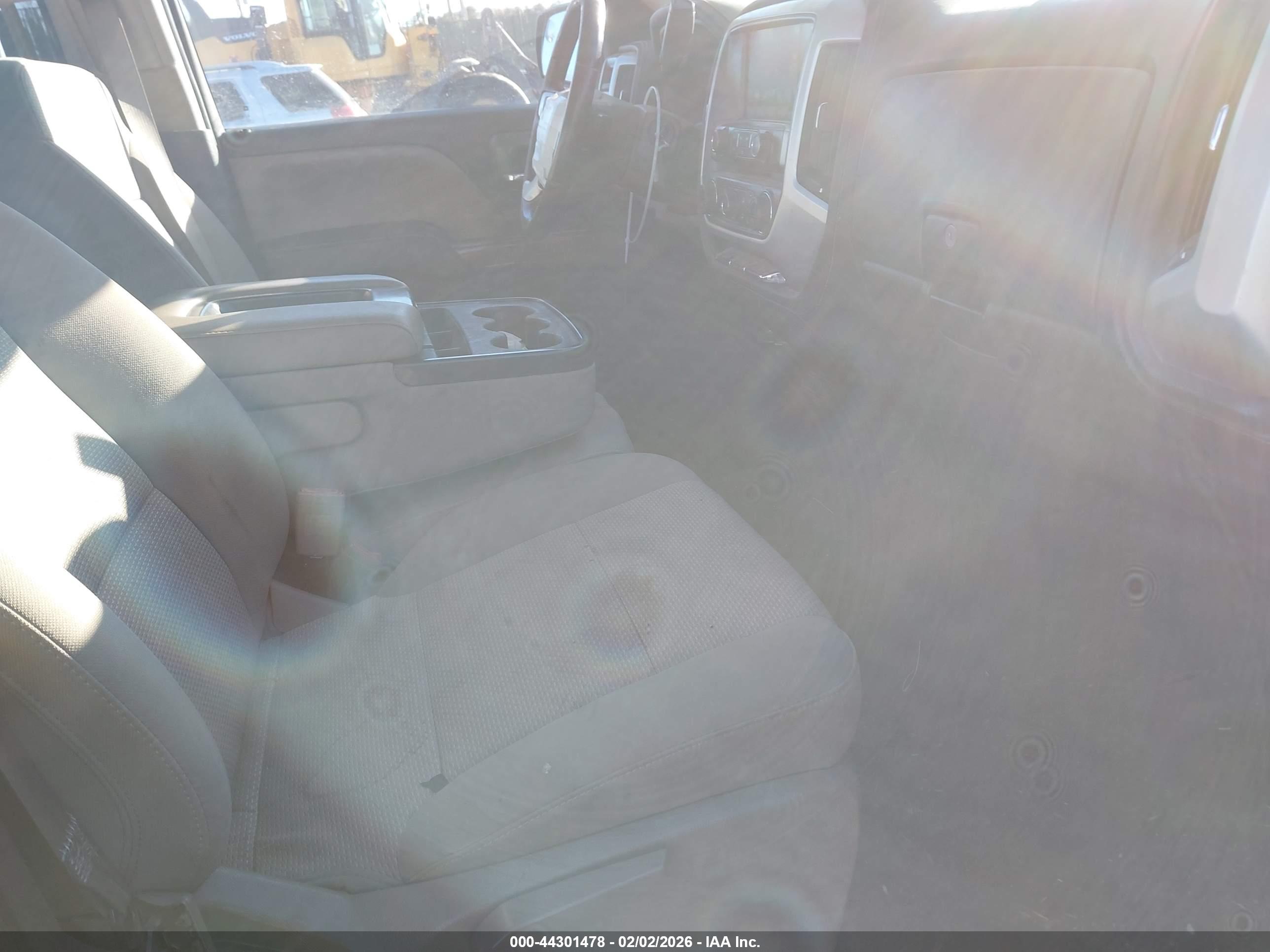 GMC SIERRA image 5