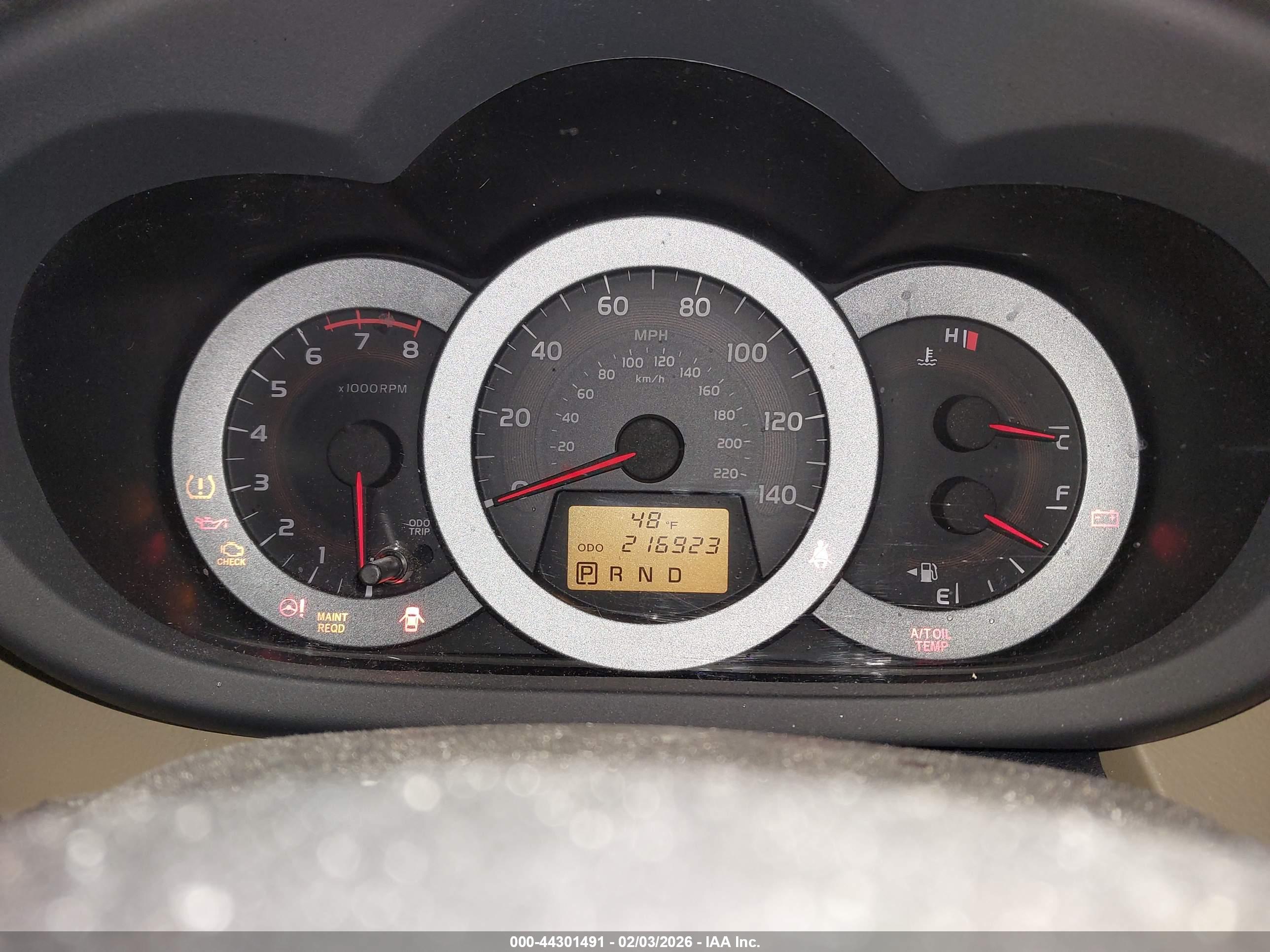 TOYOTA RAV4 image 7