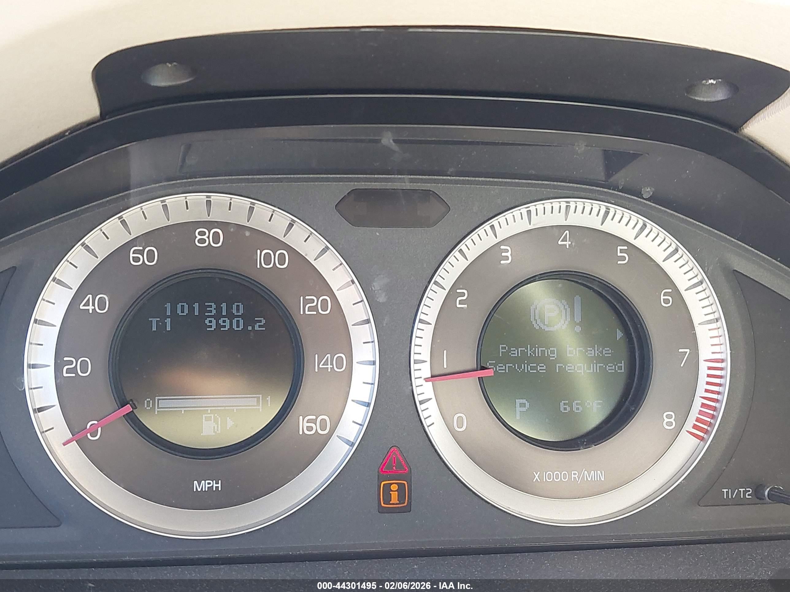VOLVO S80 image 7