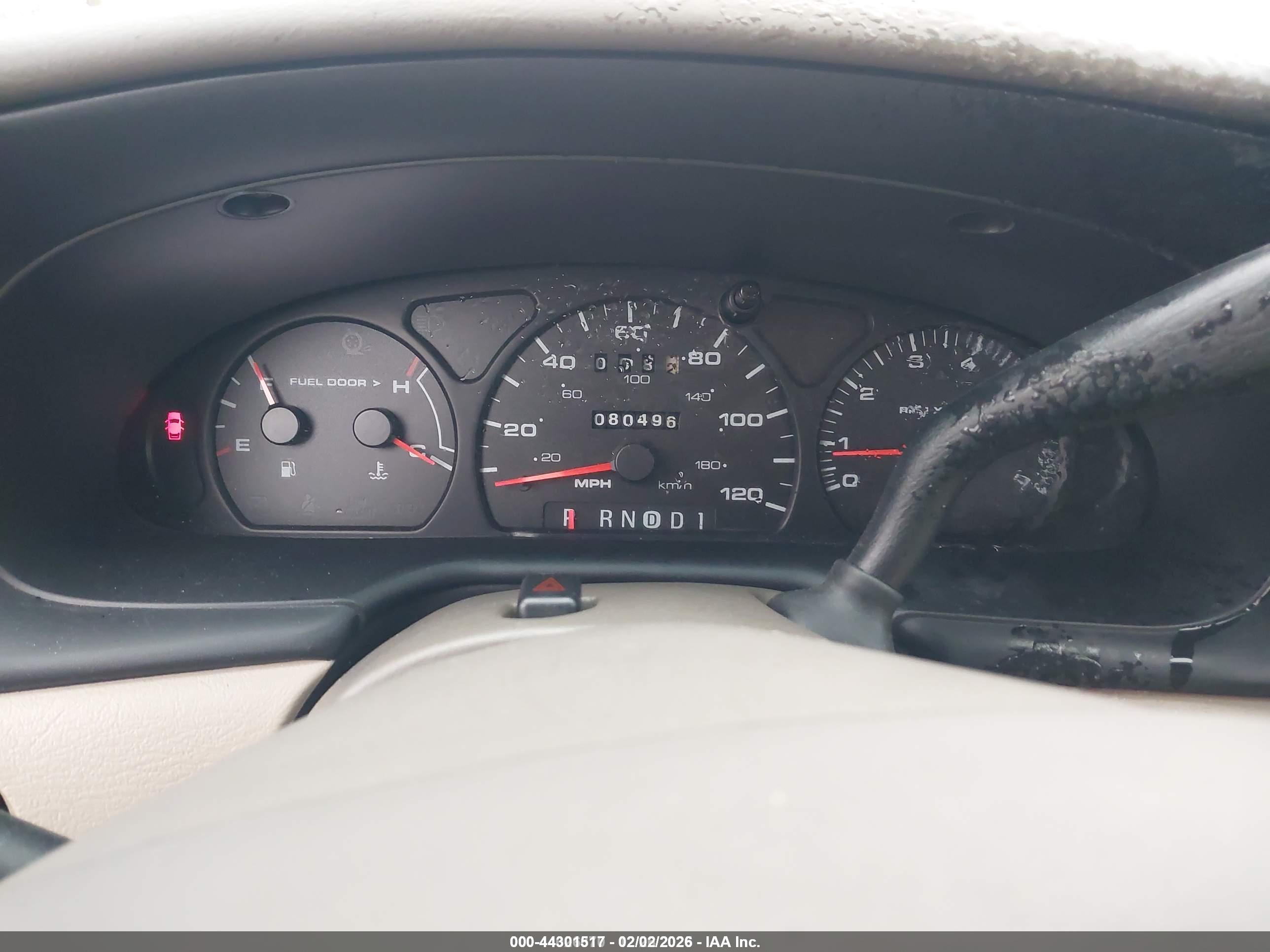 FORD TAURUS image 7