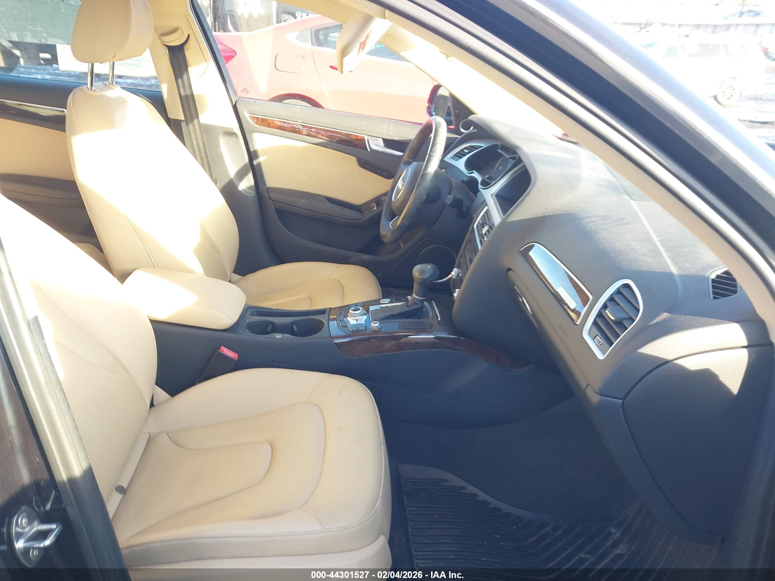 AUDI A4 image 5