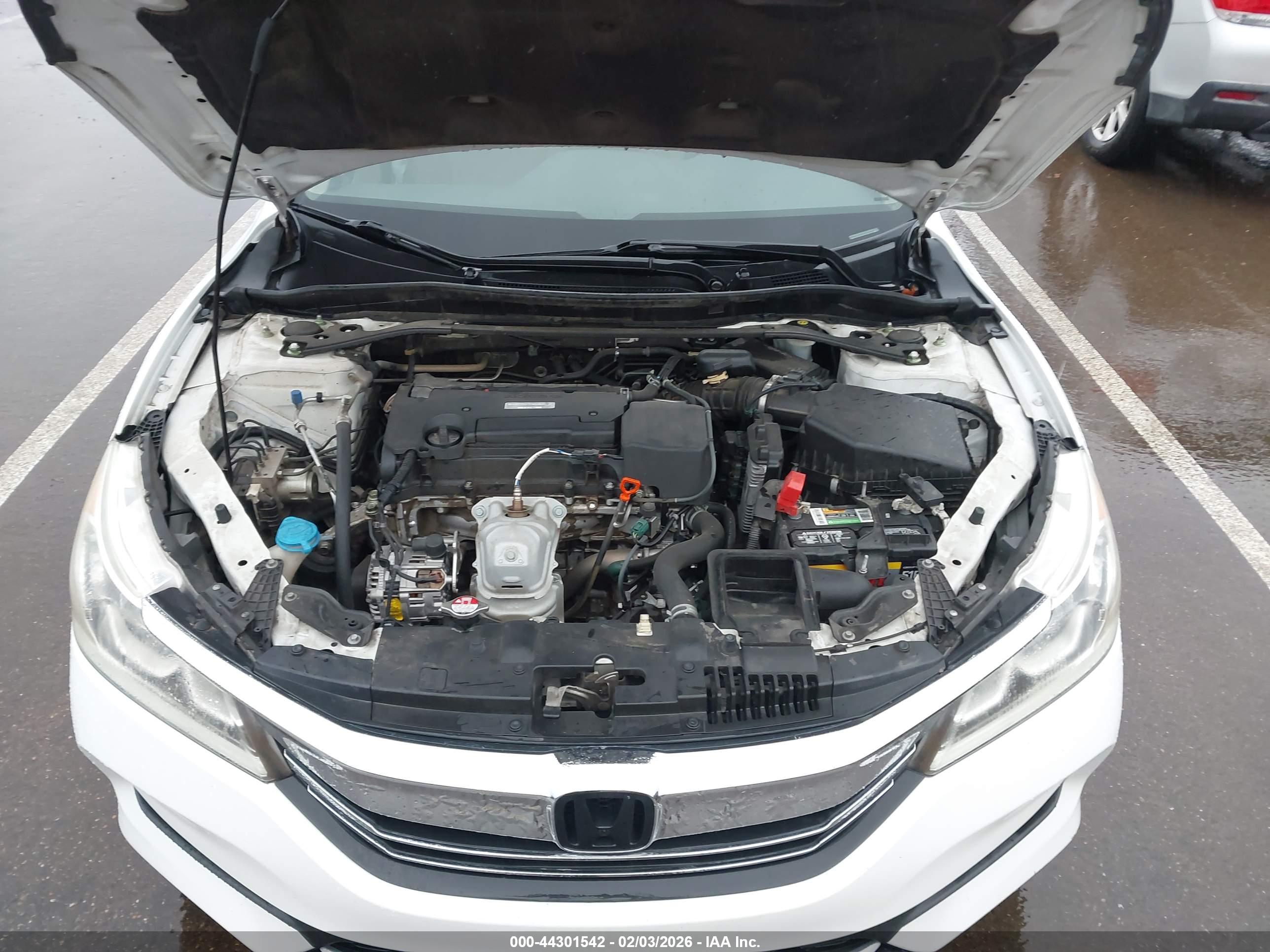 HONDA ACCORD image 10