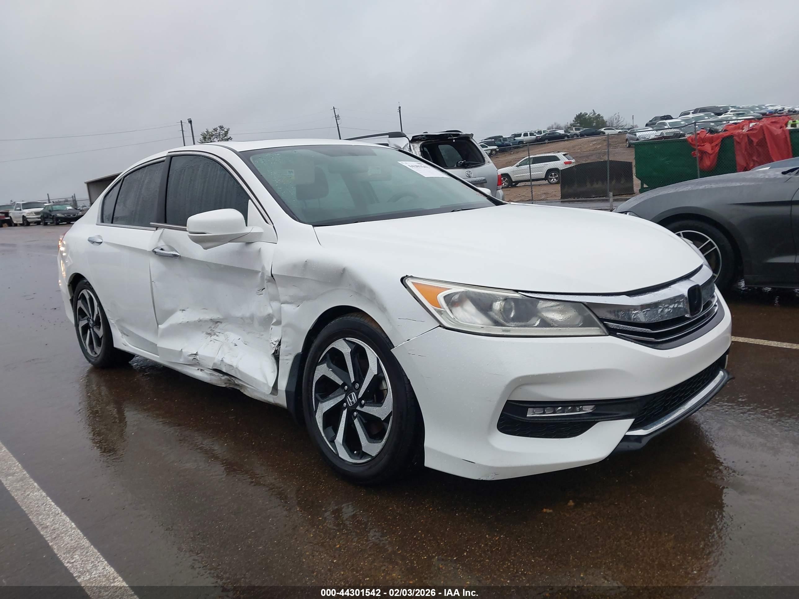 HONDA ACCORD image 6