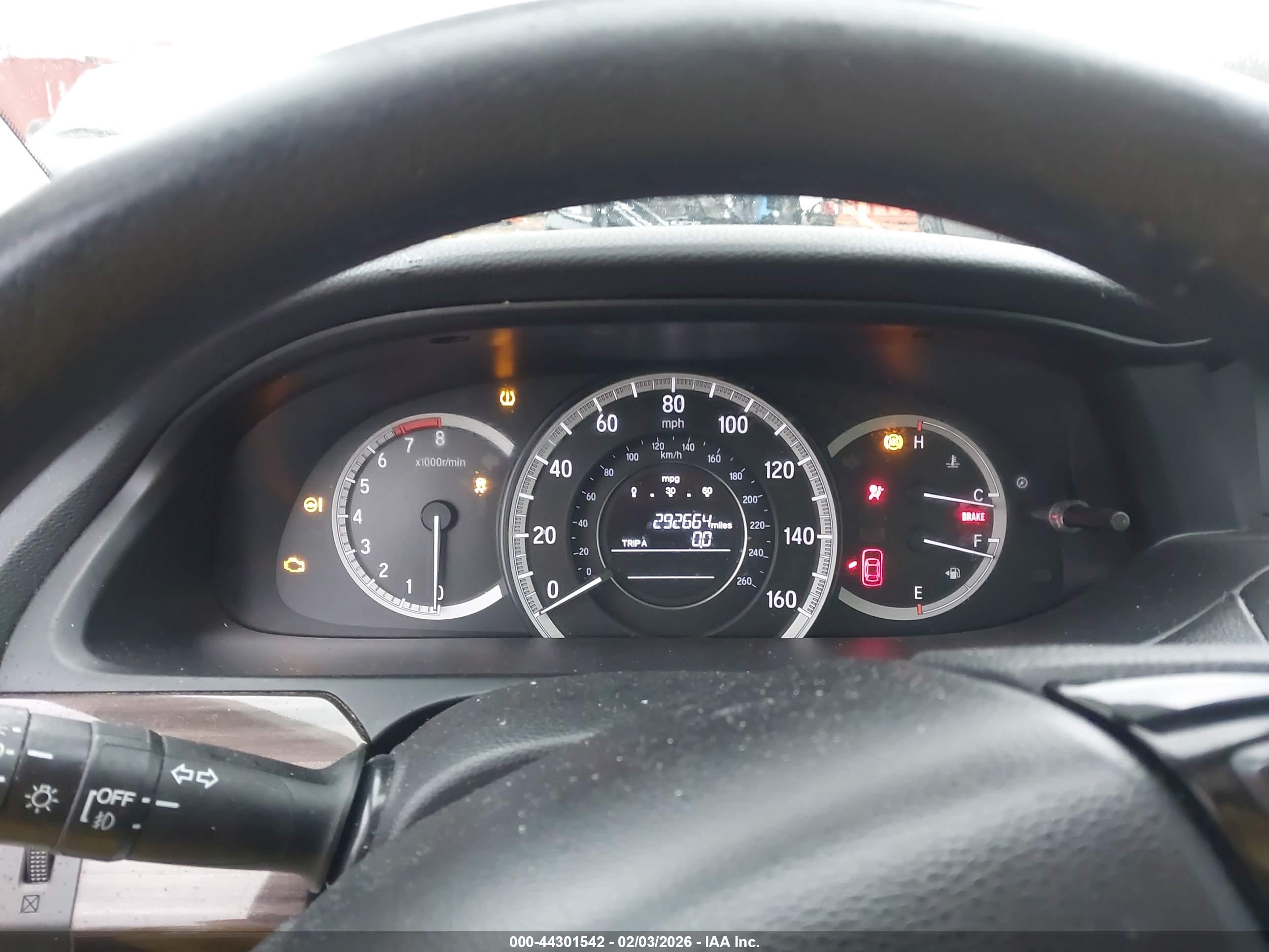 HONDA ACCORD image 7