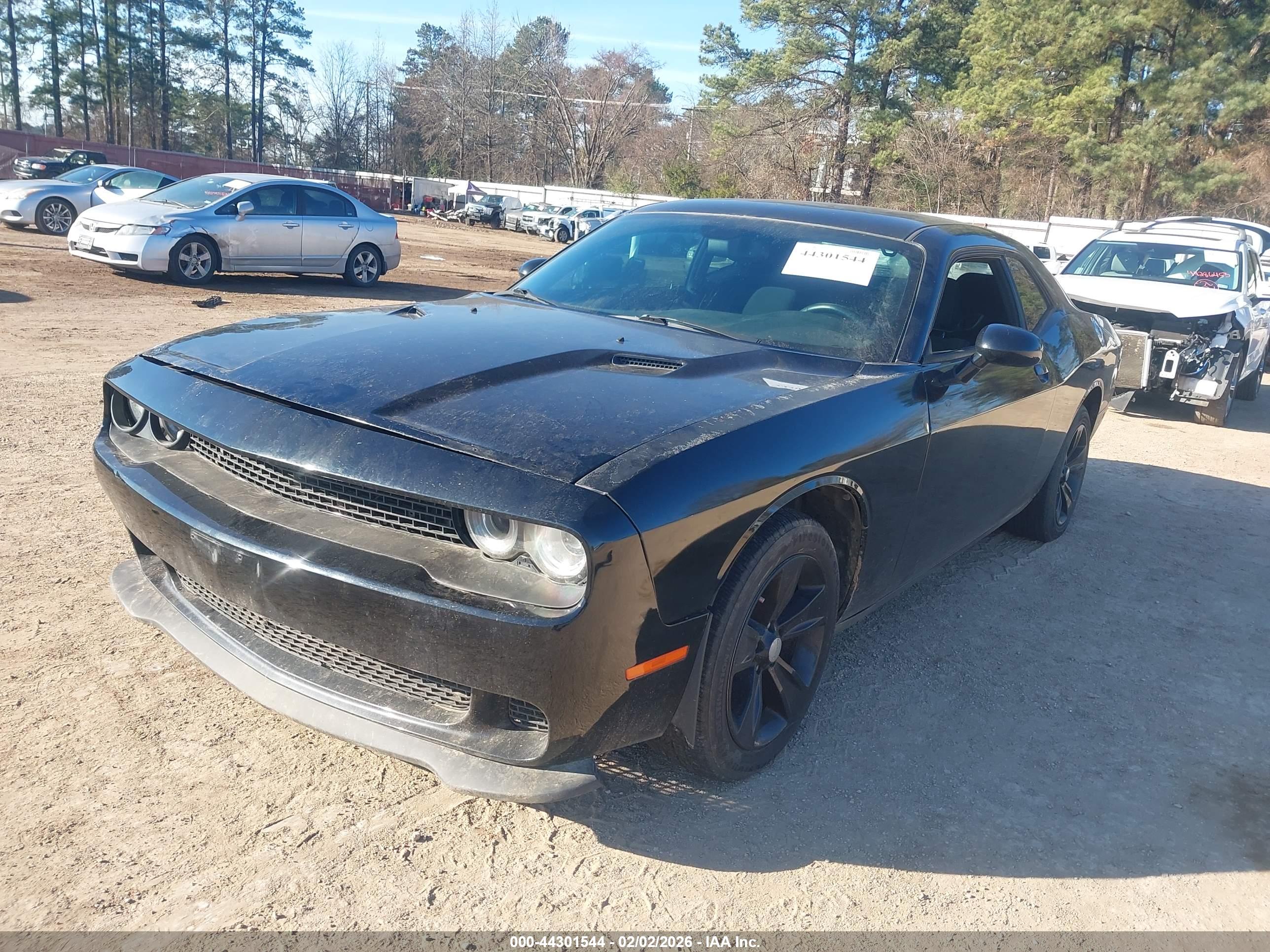 DODGE CHALLENGER image 2