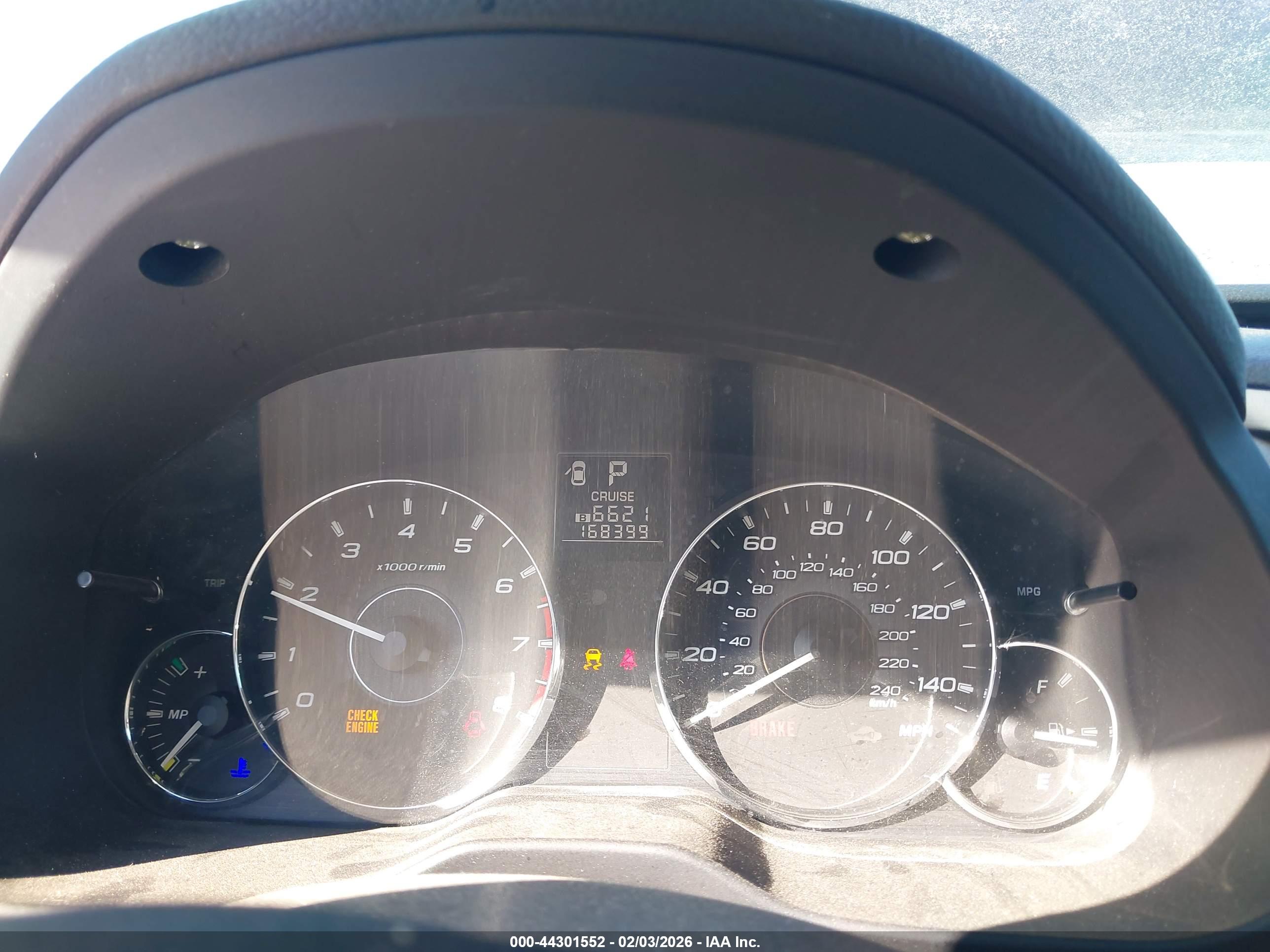 SUBARU OUTBACK image 7