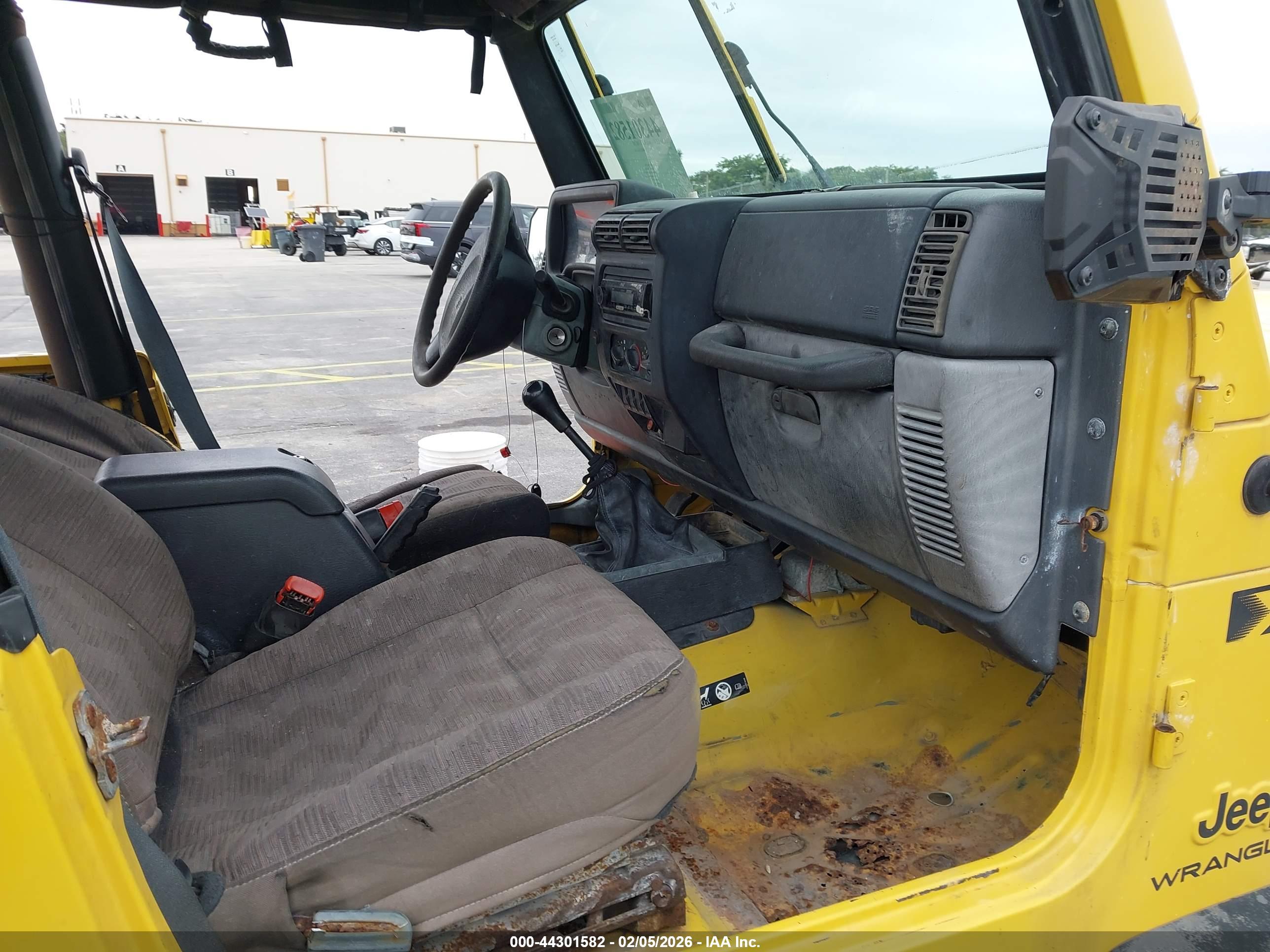 JEEP WRANGLER image 5