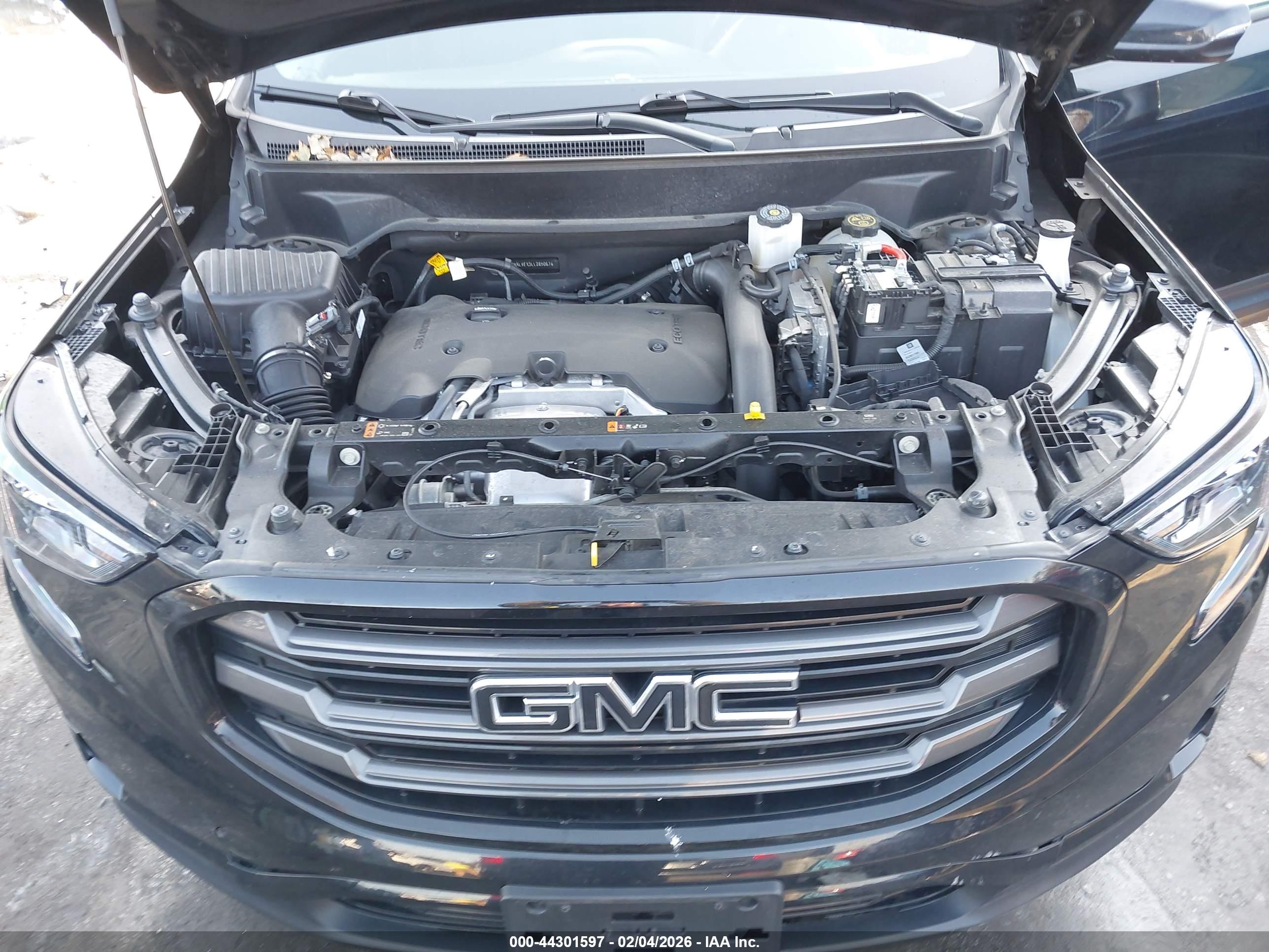 GMC TERRAIN image 10