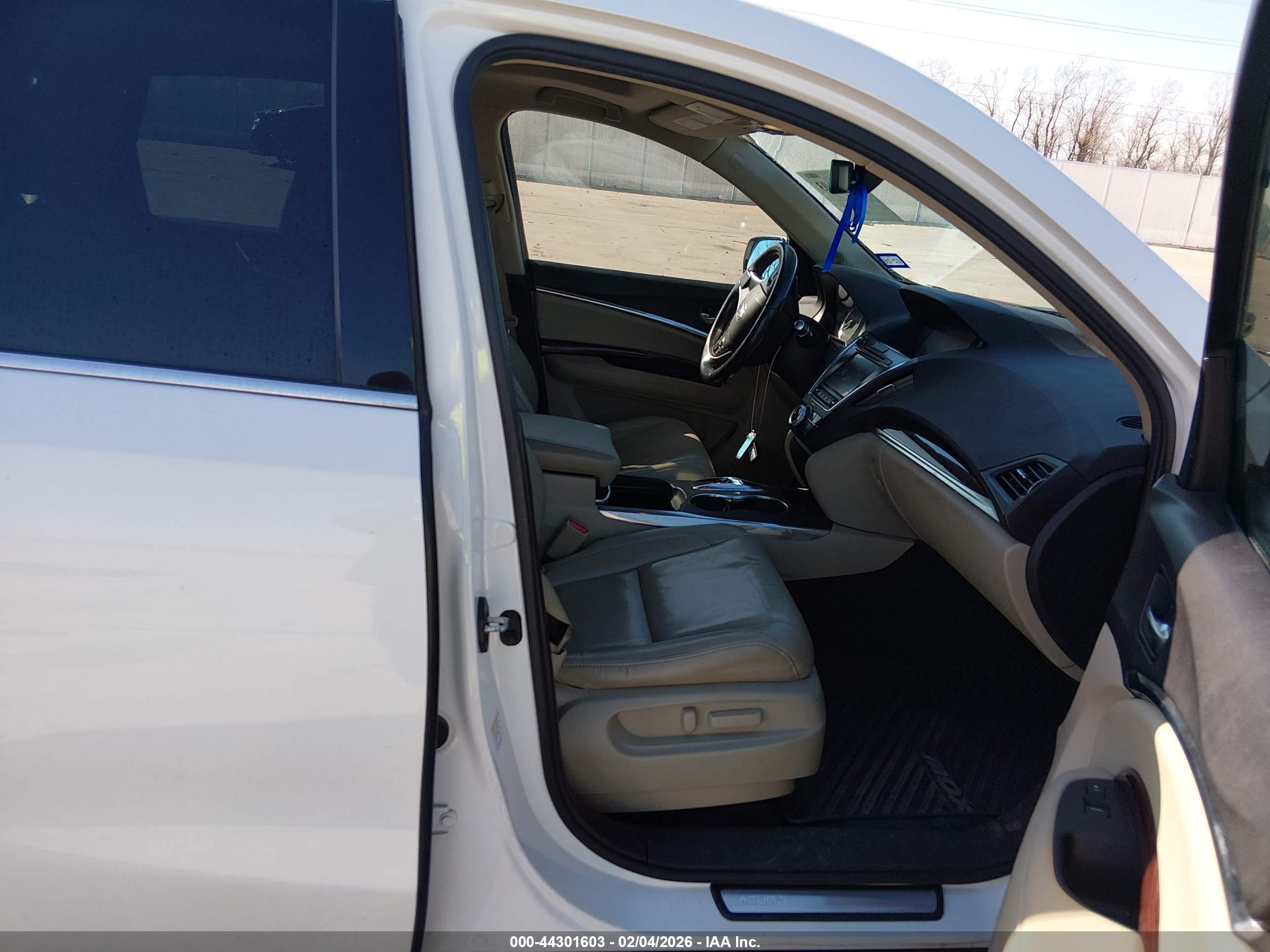 ACURA MDX image 5