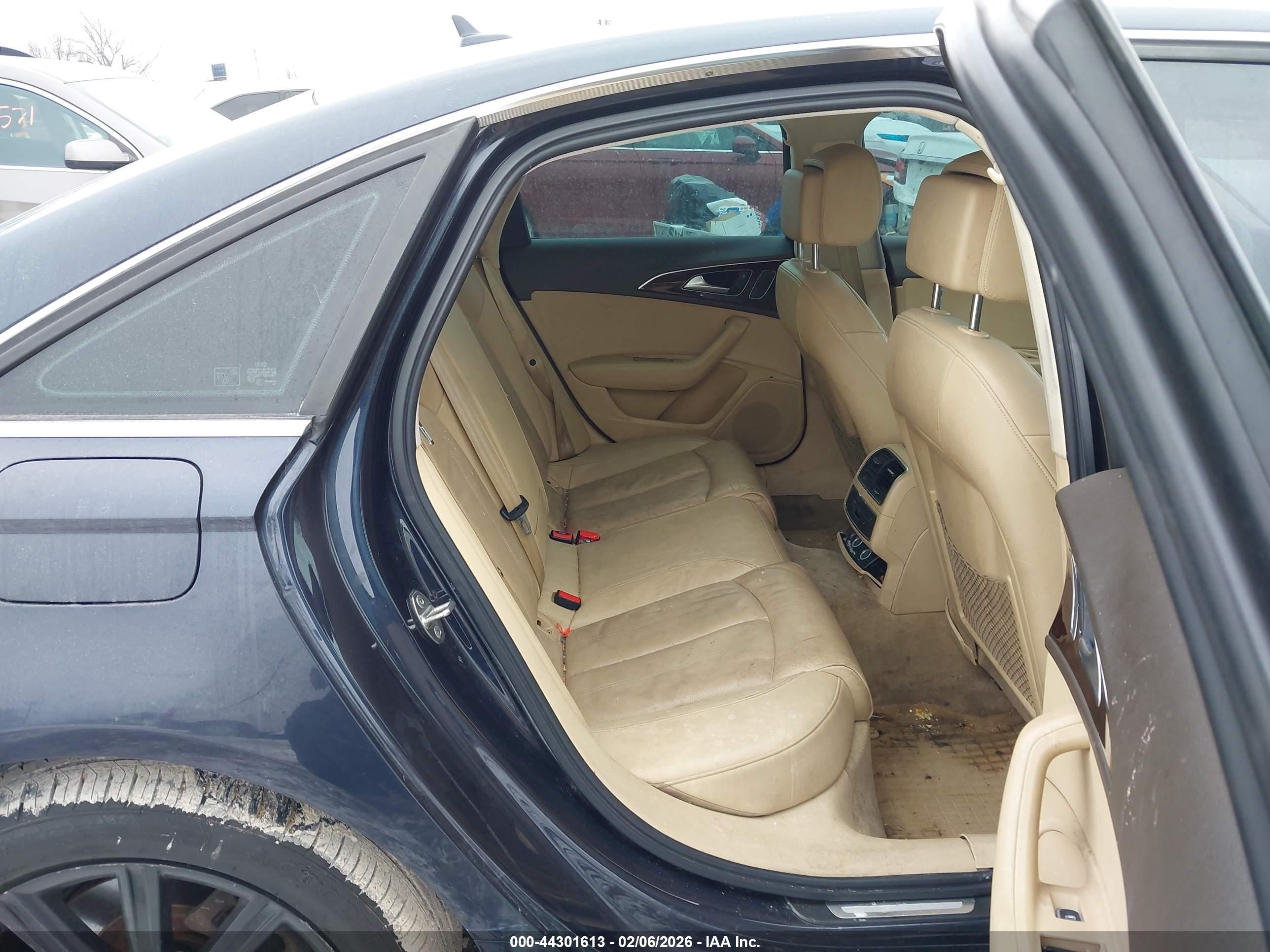 AUDI A6 image 8