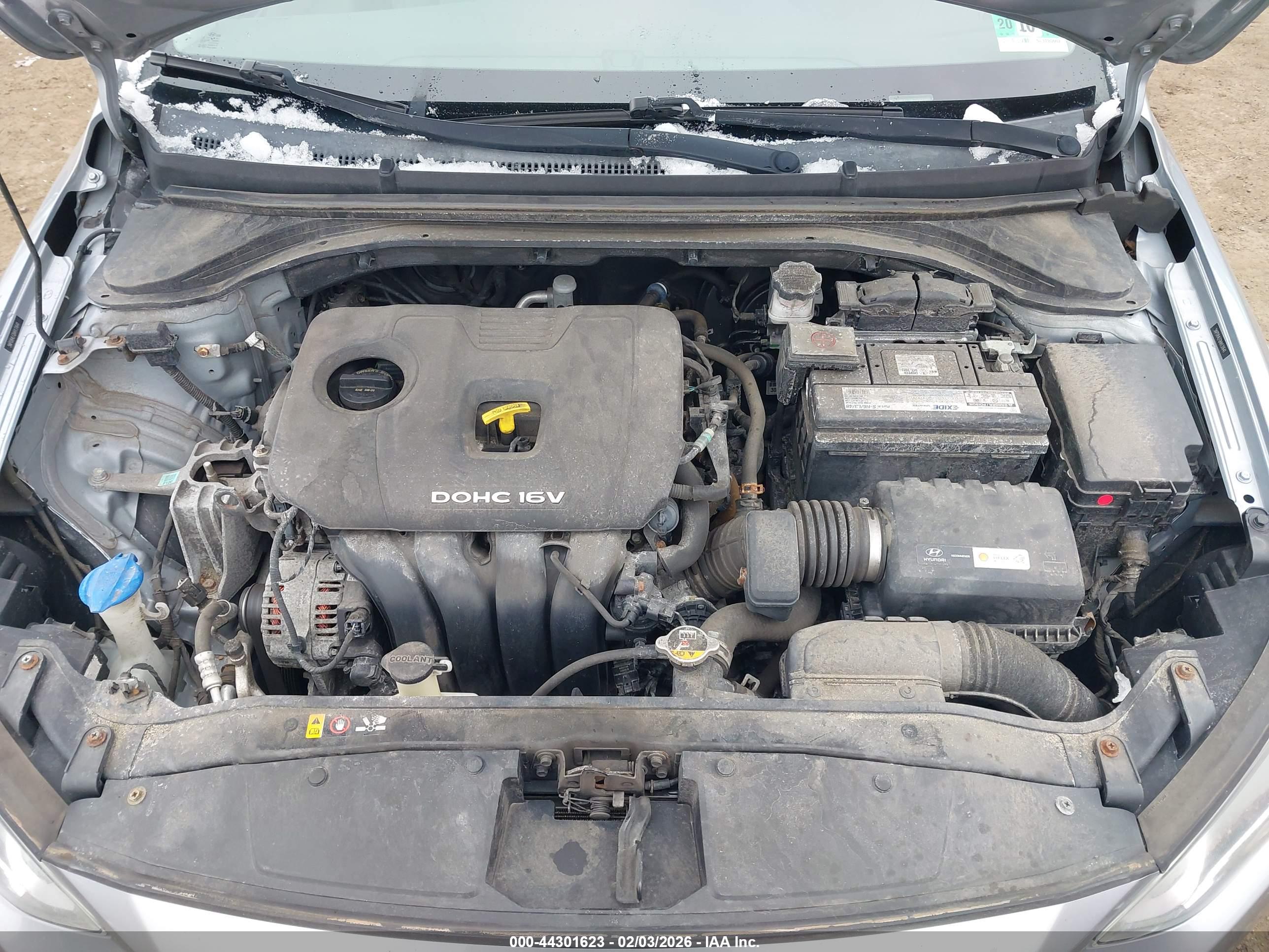 HYUNDAI ELANTRA image 10