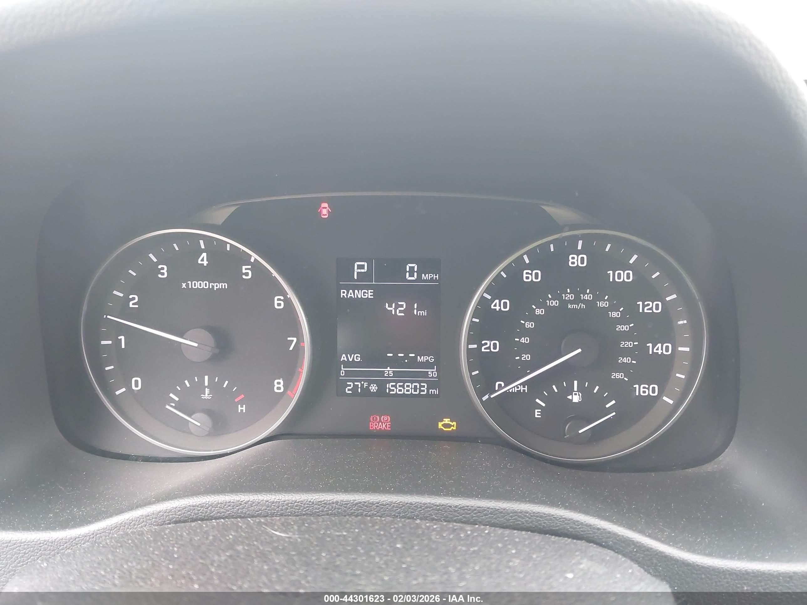 HYUNDAI ELANTRA image 7